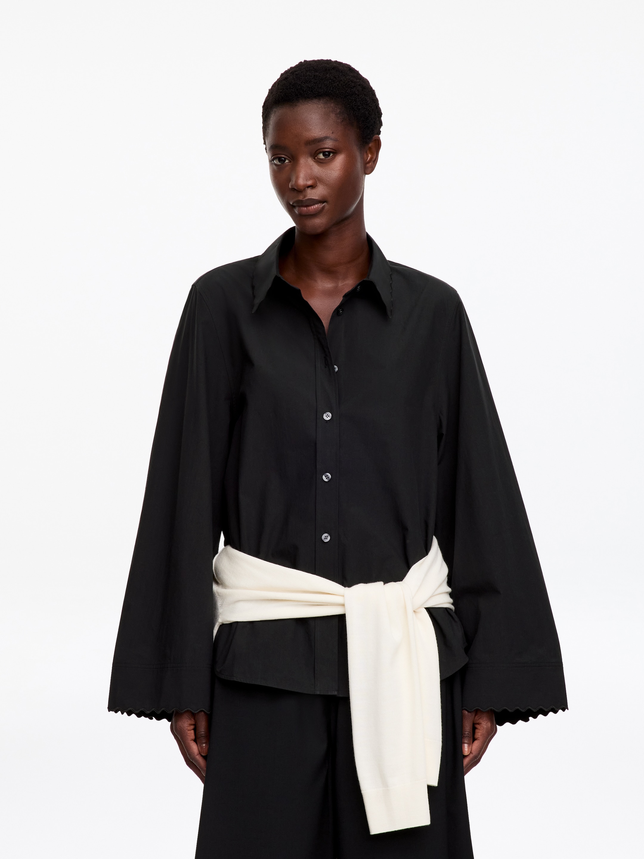 Scallop-Detail Shirt-Black-20568