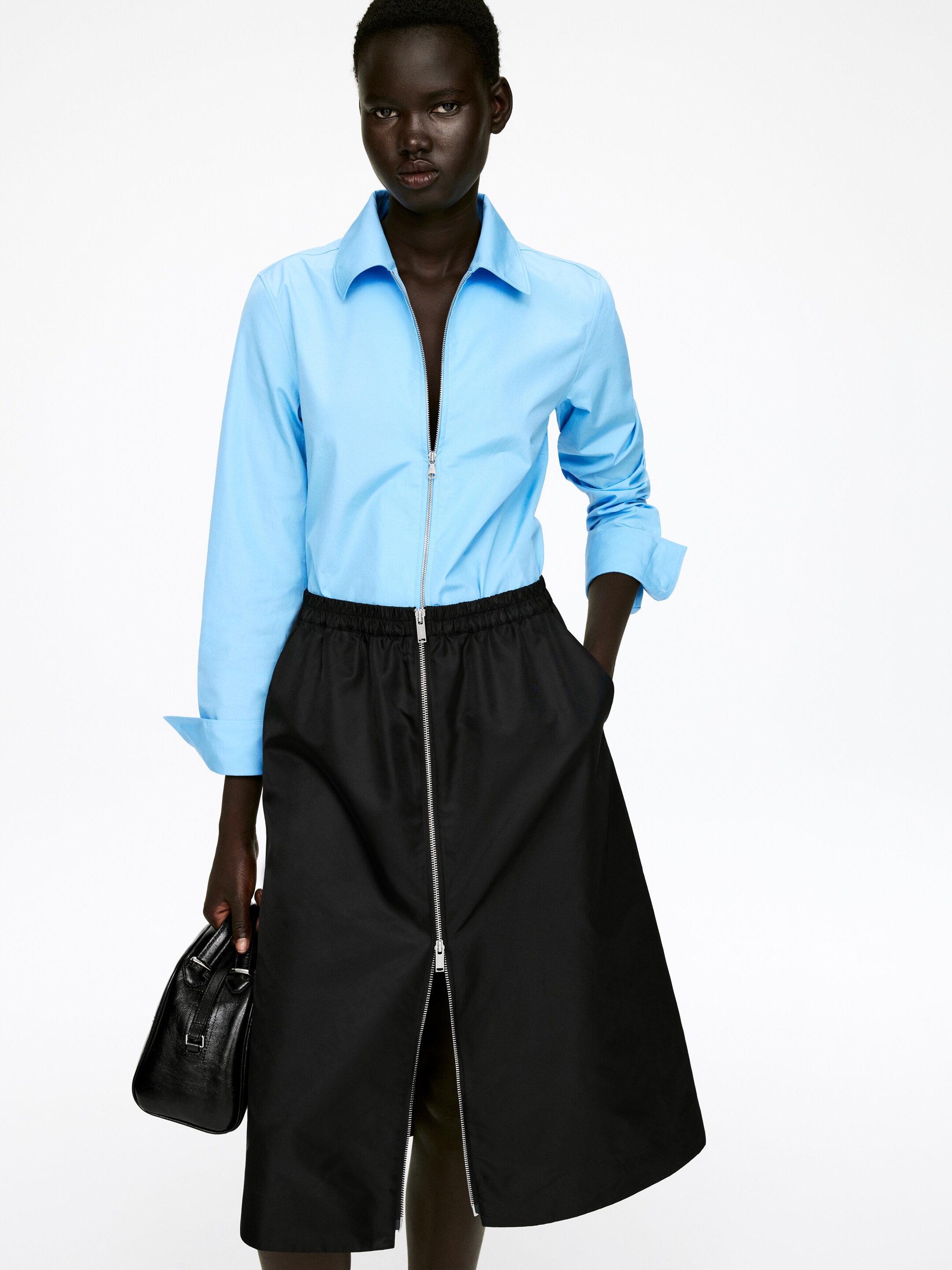 Visa större bild: Kjol i nylon - Svart - DAM | H&M SE 4
