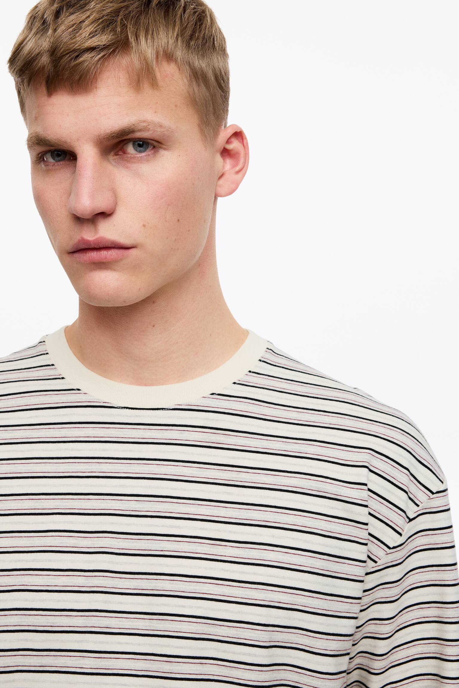 Χαλαρό μακρυμάνικο T-Shirt - Off White/Black/Plum - 4