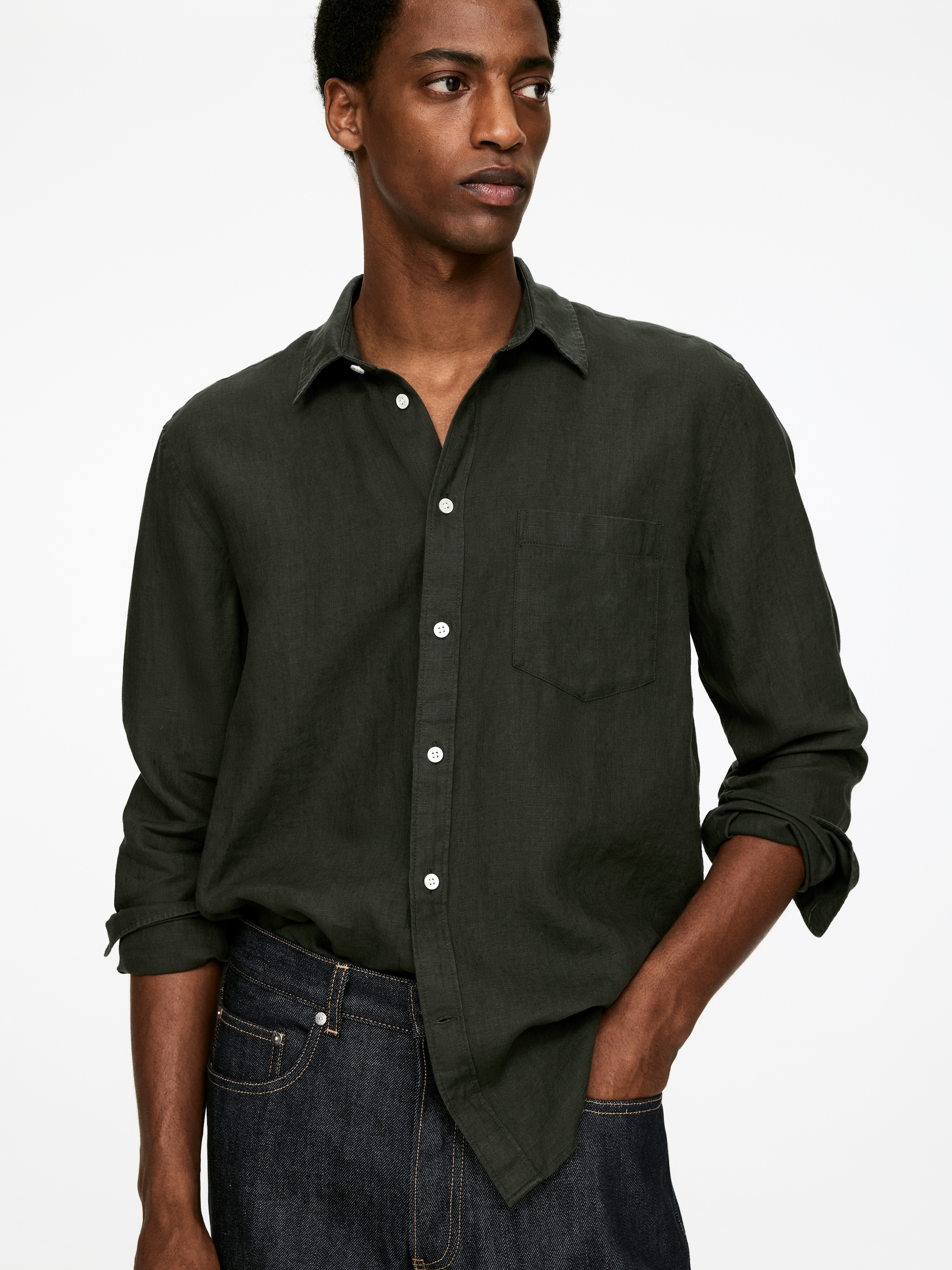 Größeres Bild anzeigen: Leinenhemd mit normaler Passform - Dunkelgrün - Men | H&M AT 4