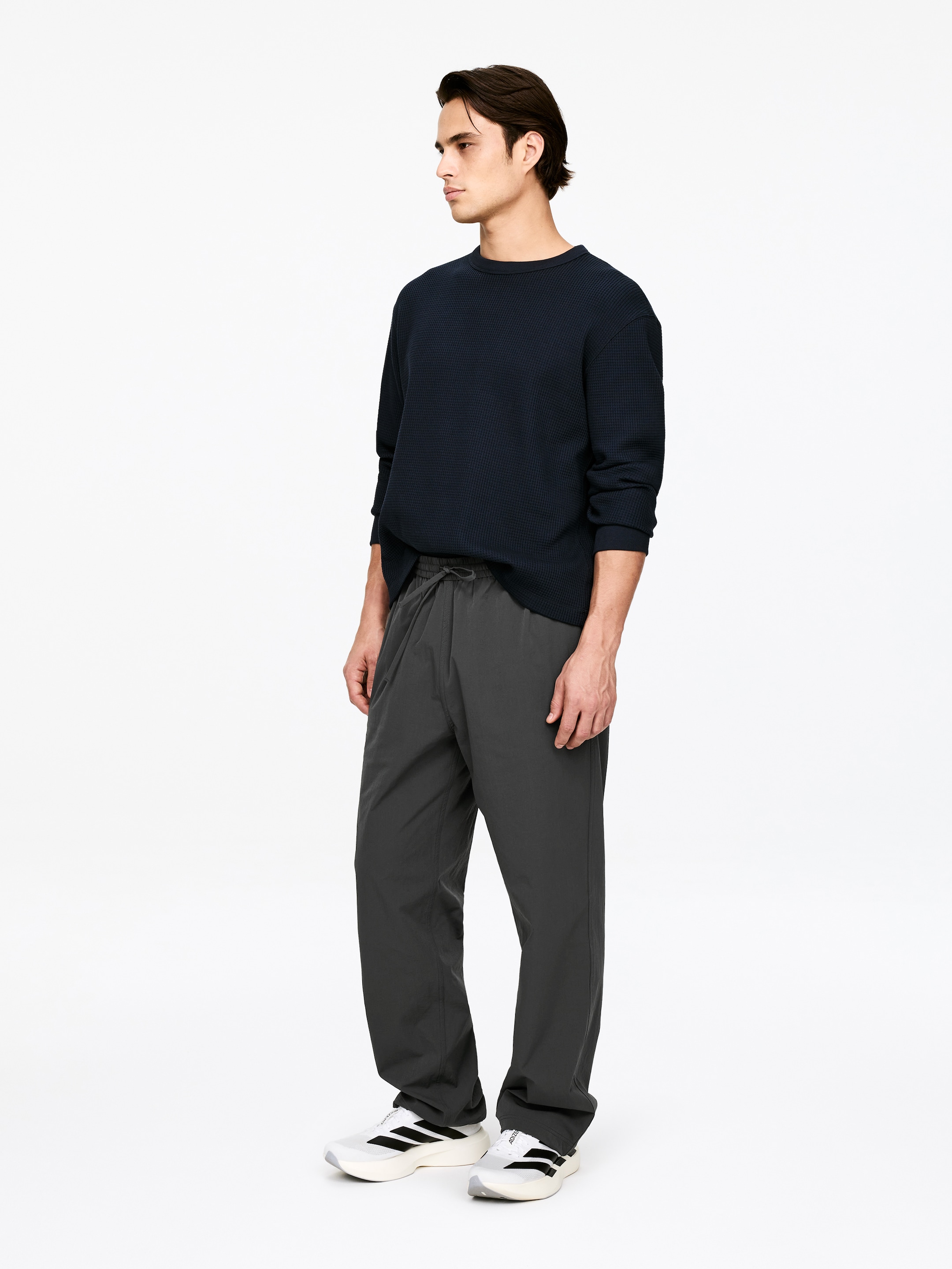 ARKET ACTIVE Pull-On Trousers - Dark Grey - Relaxed fit - Men - StillMedia/Lookbook - 6