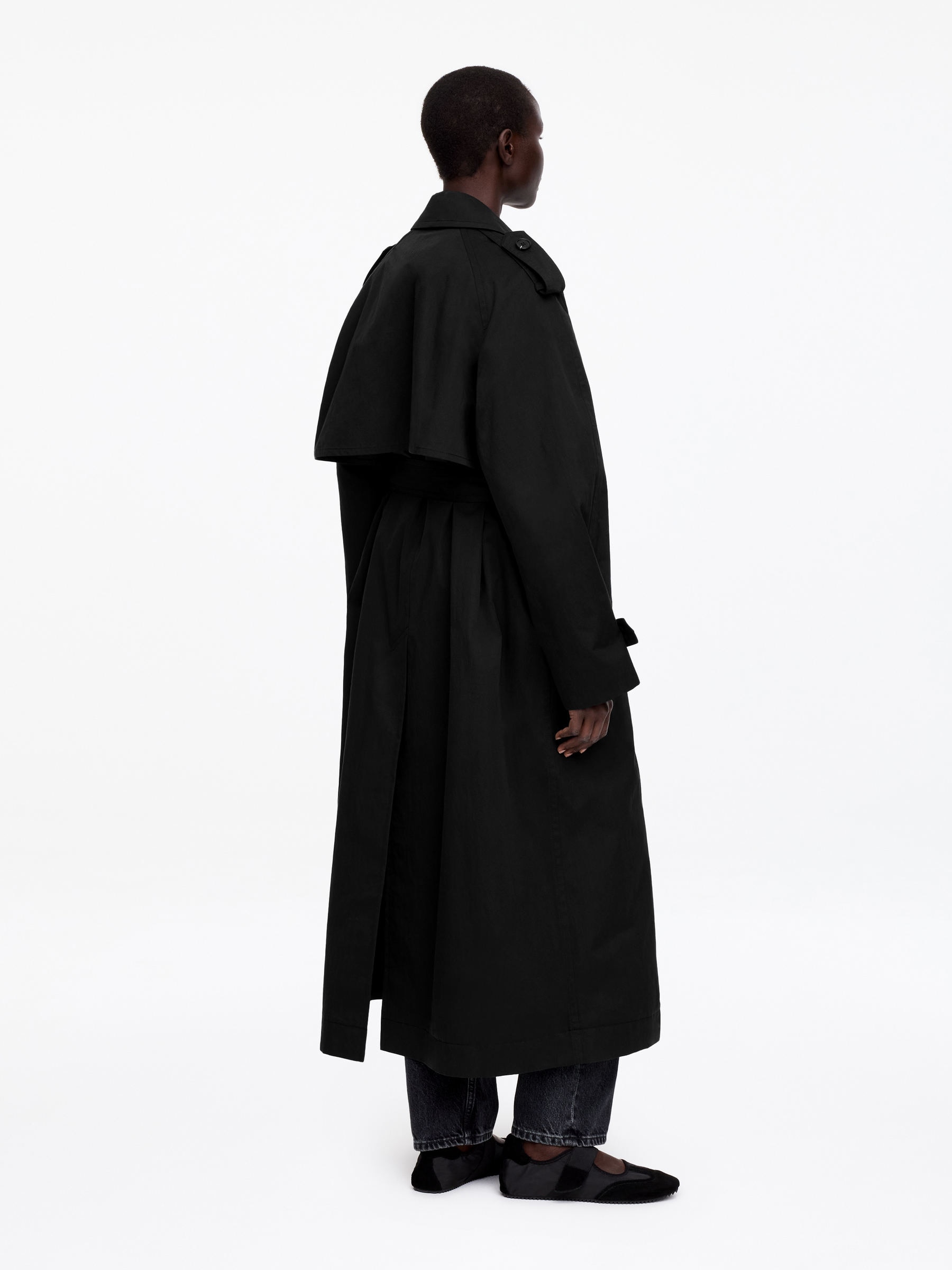 Trencz oversize - Czarny - Obszerny - Women - StillMedia/Lookbook - 6