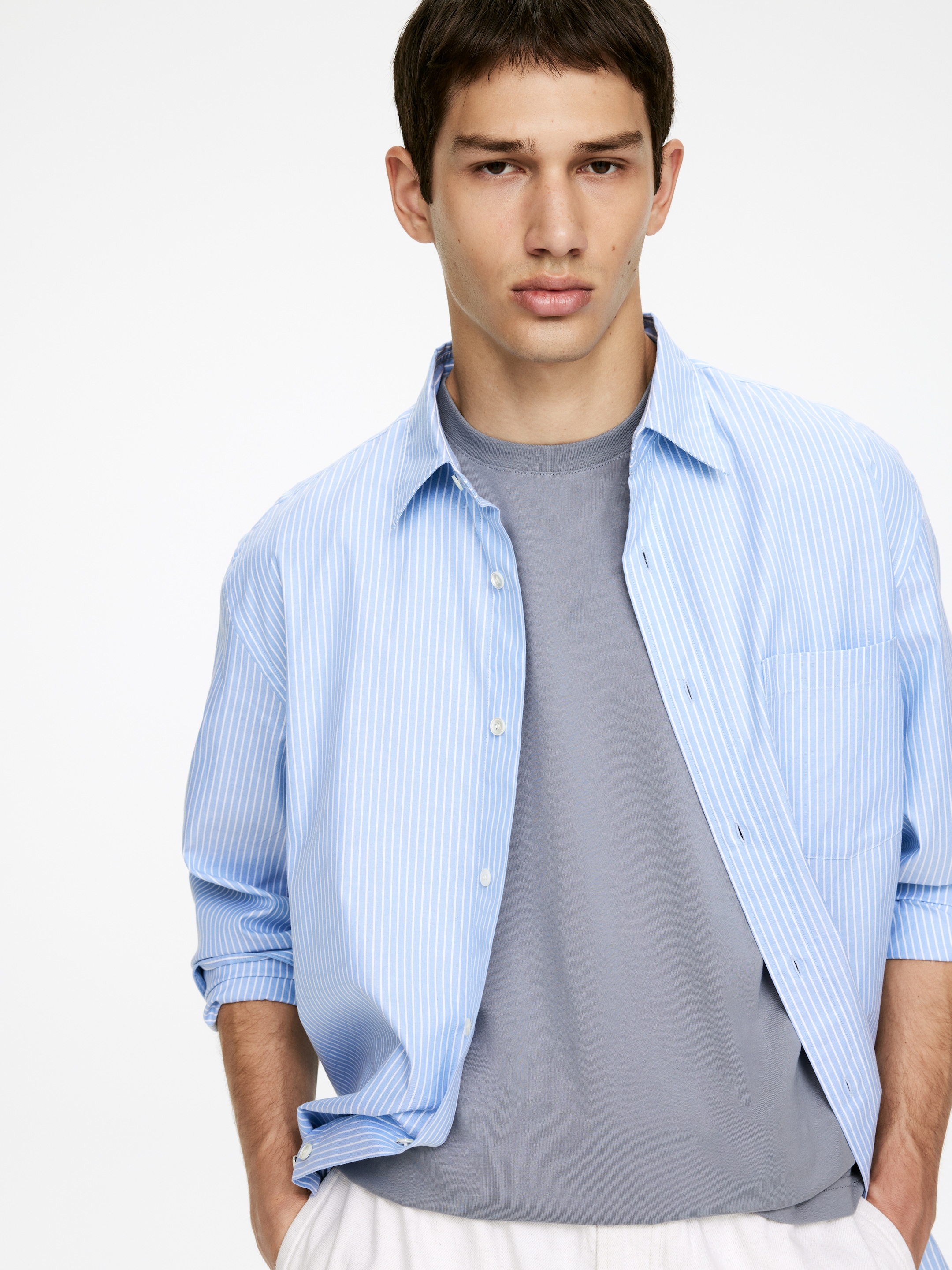 Größeres Bild ansehen: T-Shirt mit normaler Passform, 170 GSM - Taubenblau - Men | H&M DE 4