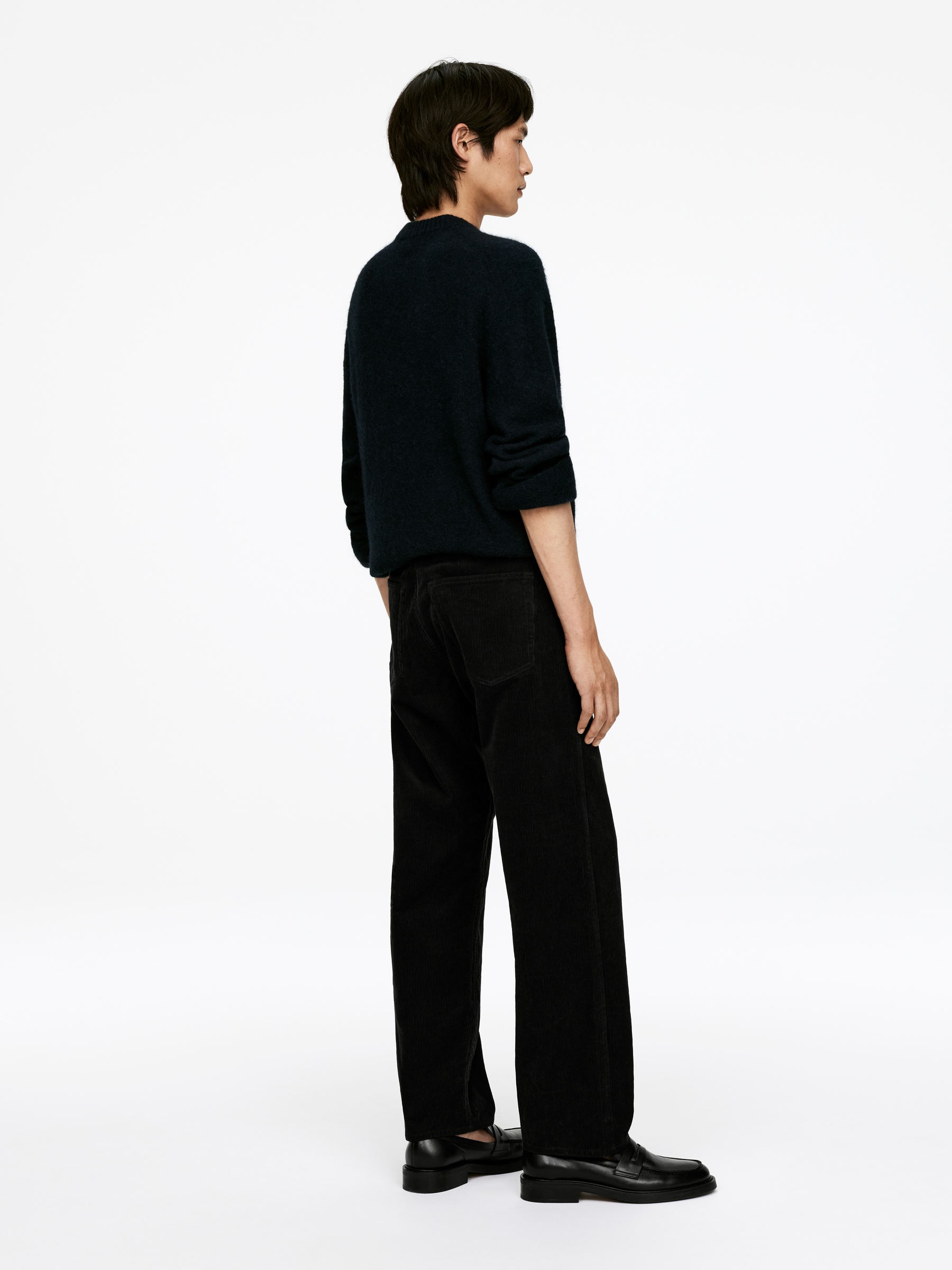 LOOSE Corduroy Trousers - Black - Loose fit - Men - StillMedia/Lookbook - 5