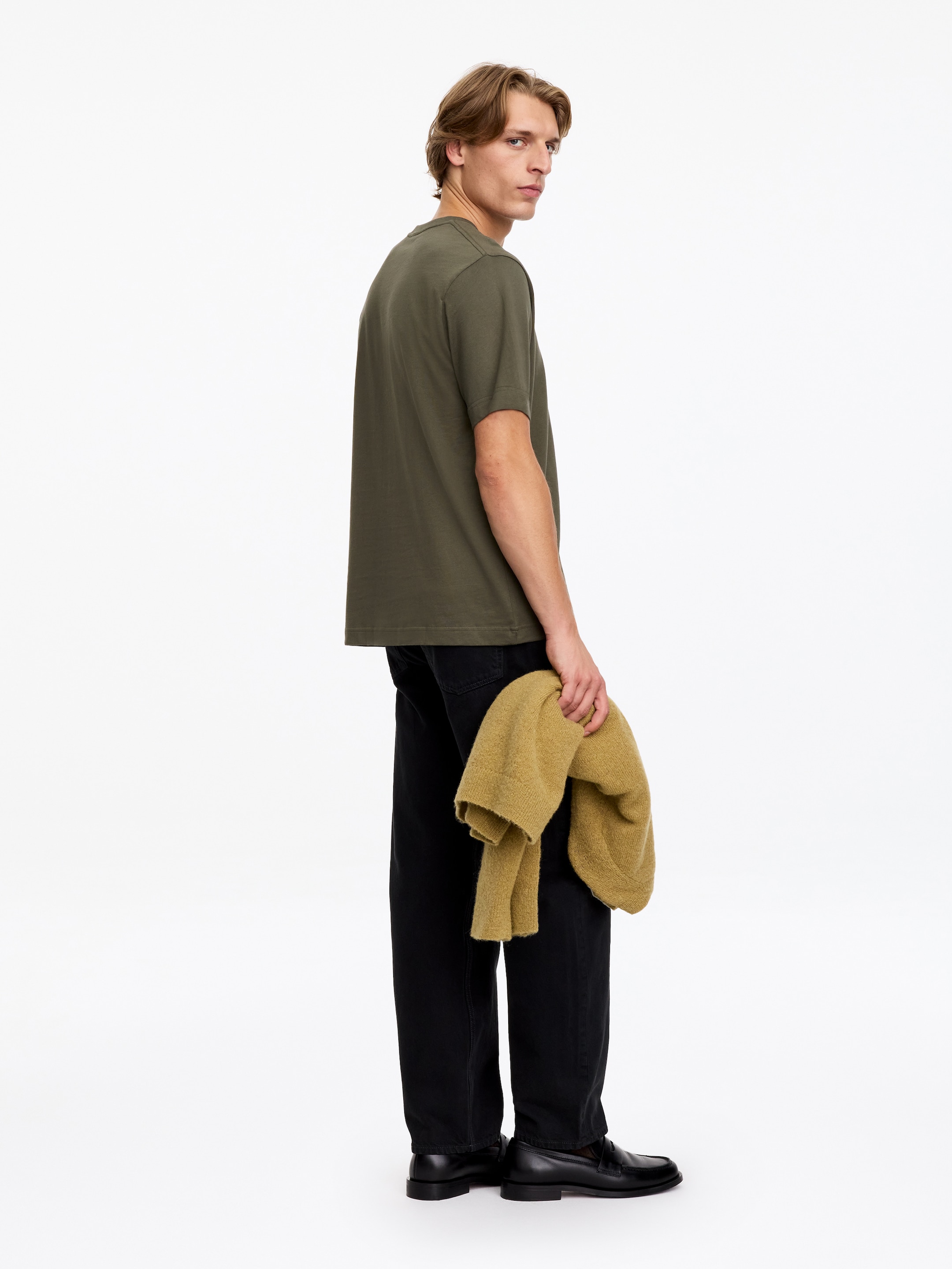 Camiseta relaxed fit de 220 GSM - Verde caqui - Corte relajado - men - StillMedia/Lookbook - 5
