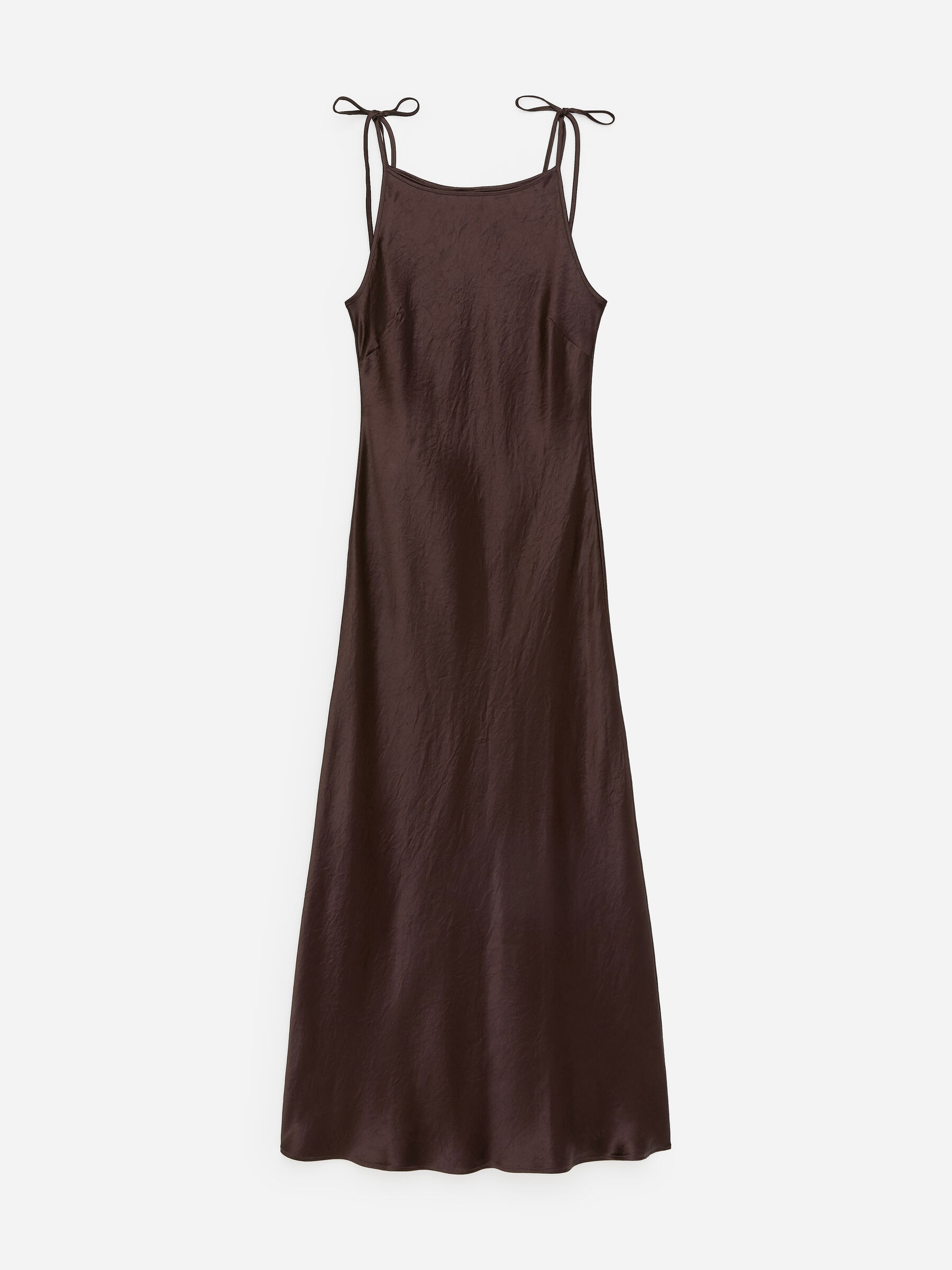 Slipklänning i krossad satin - Mörkbrun - Slim fit - Women - StillMedia/DescriptiveStillLife - 1