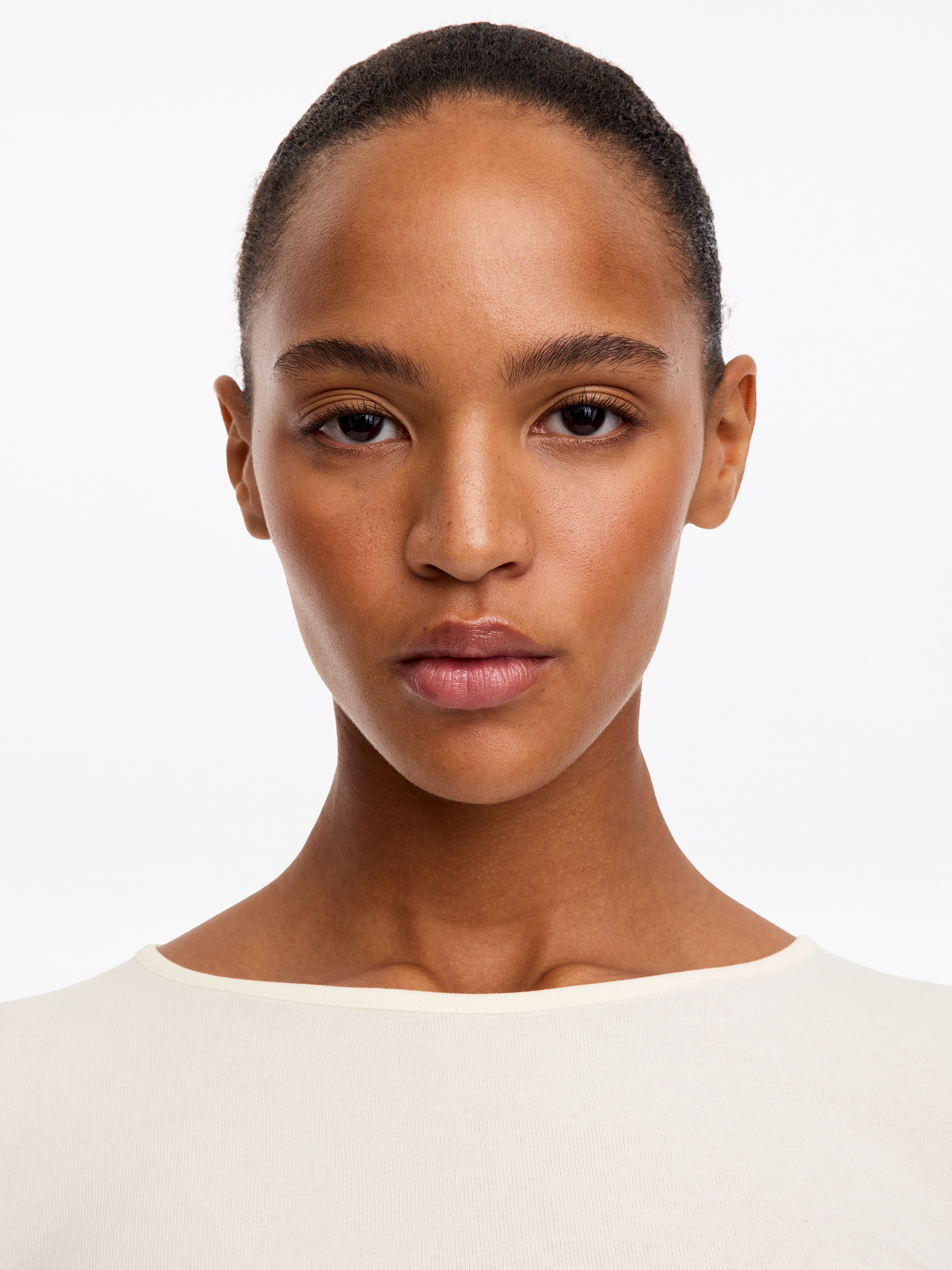 Top de manga larga de canalé transparente - Blanco roto - Corte ajustado - women - StillMedia/Lookbook - 2