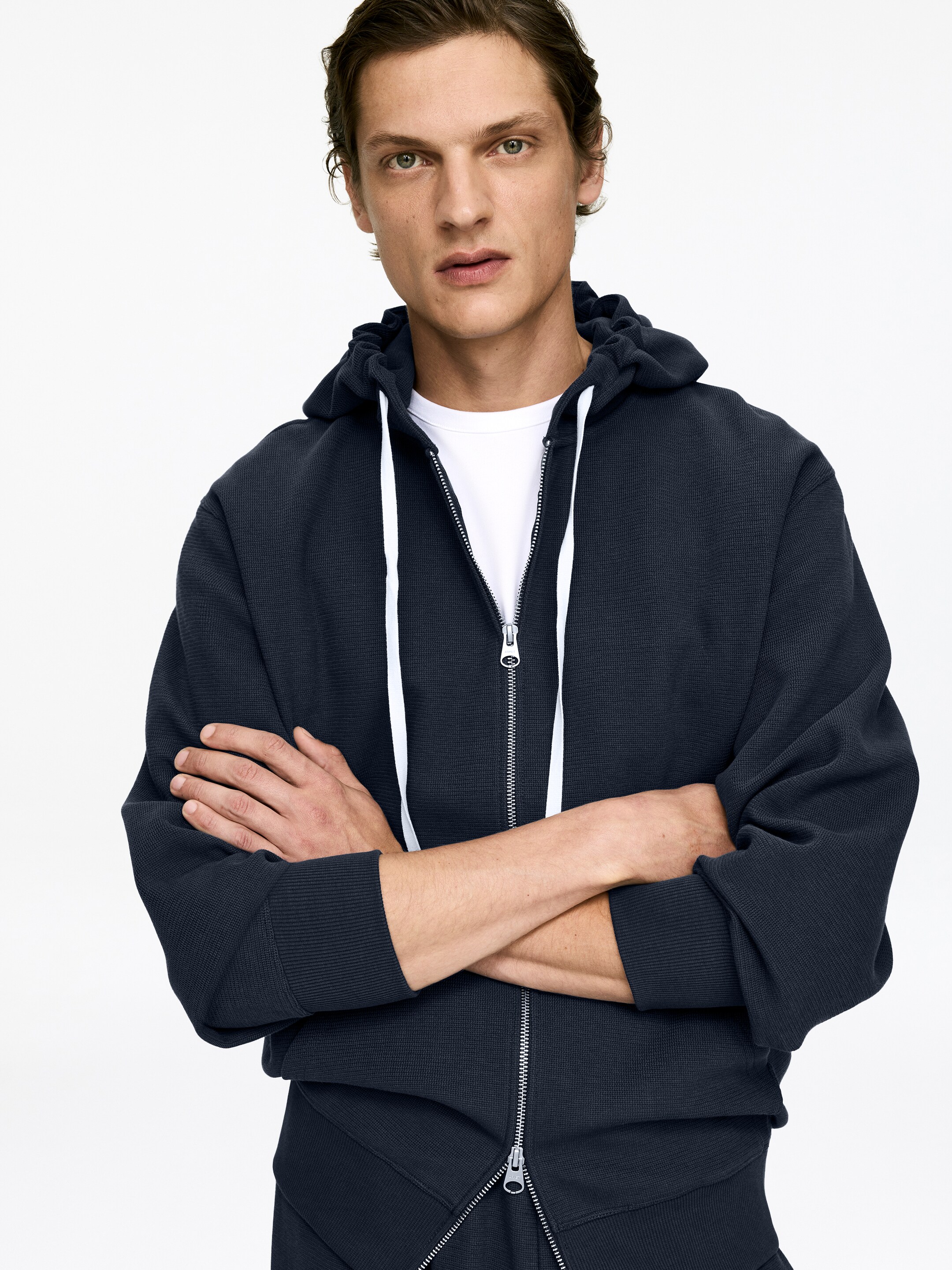 Zobrazit větší obrázek: Zip mikina - Tmavě modrá - MUŽI | H&M CZ 2