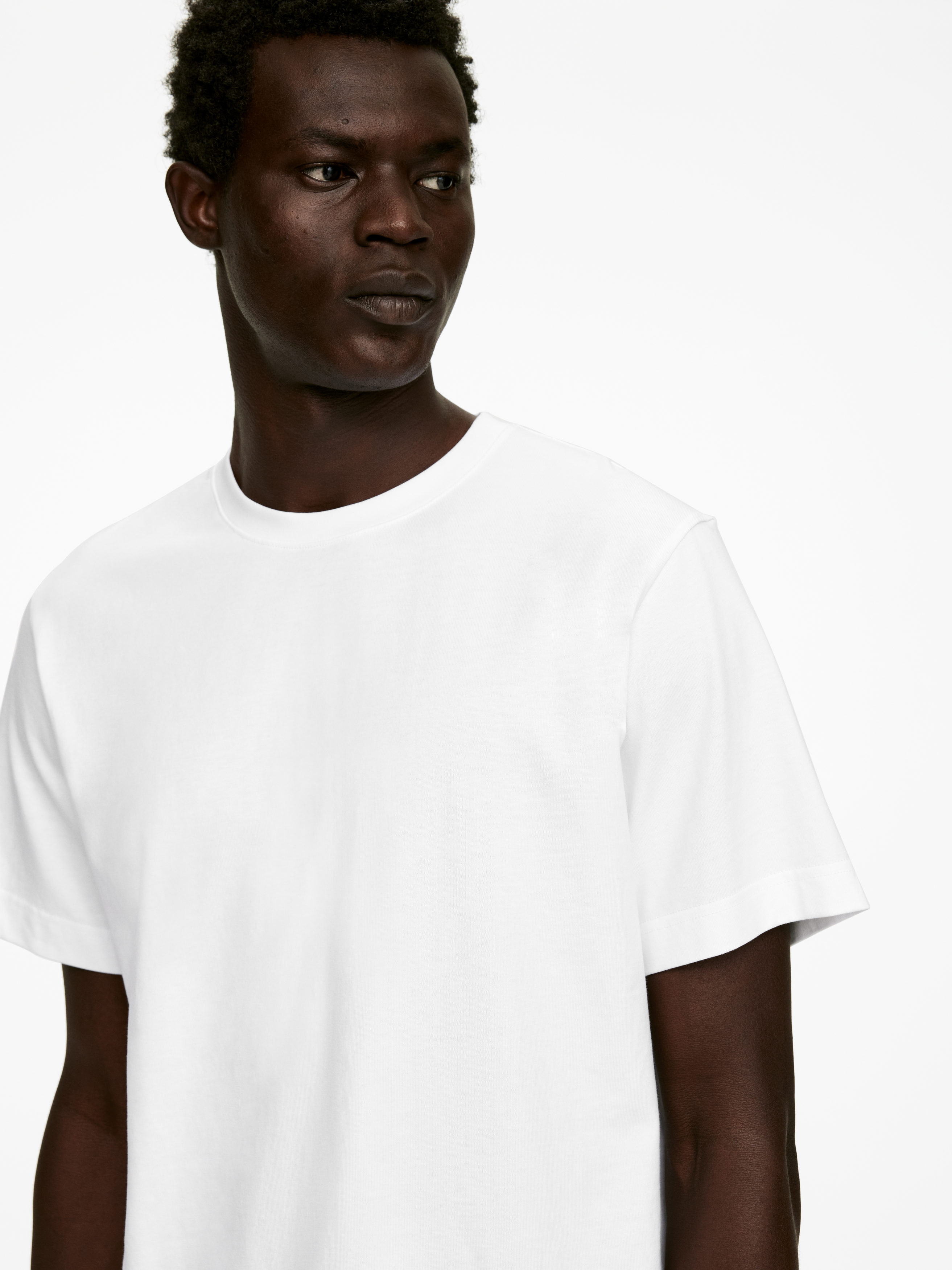 220 GSM Relaxed T-Shirt - White - Regular fit - Men - StillMedia/Lookbook - 59