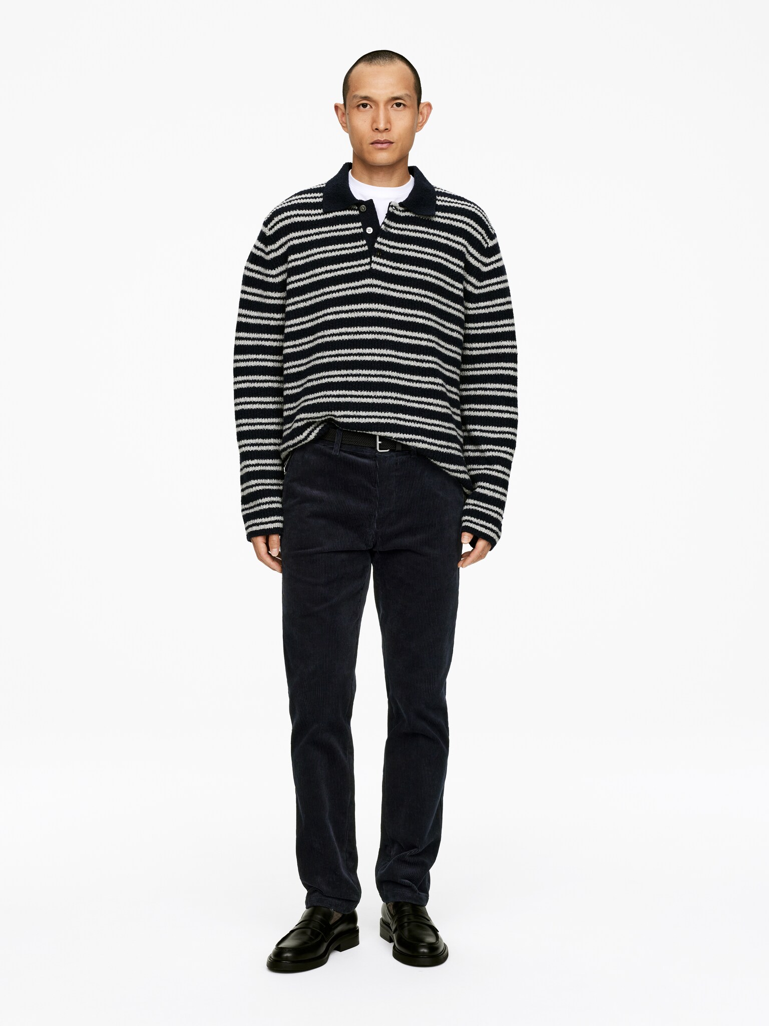 Straigh-Fit Corduroy Chinos - Dark Blue/Black