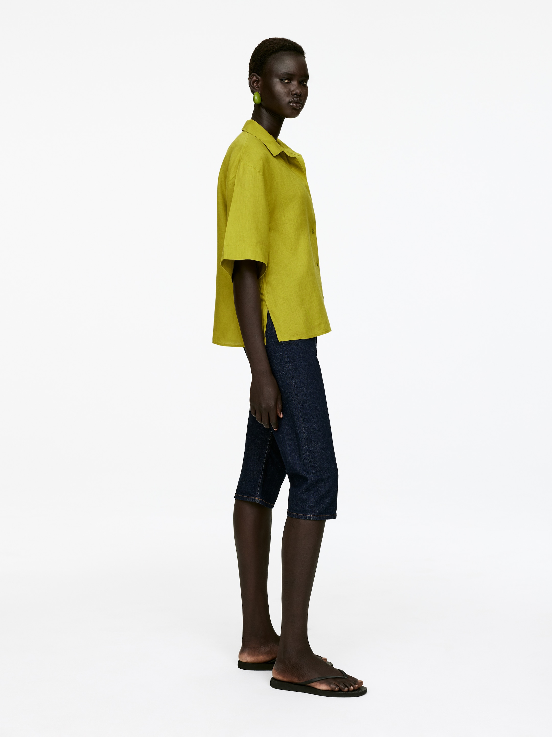 Größeres Bild ansehen: Lockeres Leinenhemd - Grün - Ladies | H&M DE 2