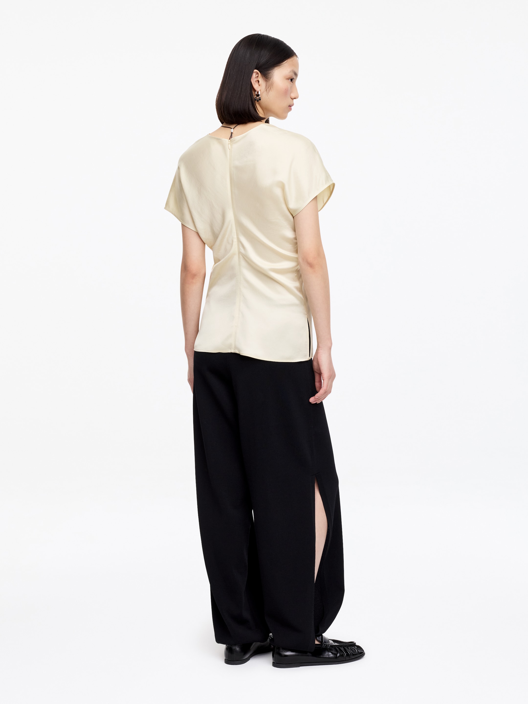 Draped Satin Top - Light Beige - Slim fit - Women - StillMedia/Lookbook - 4