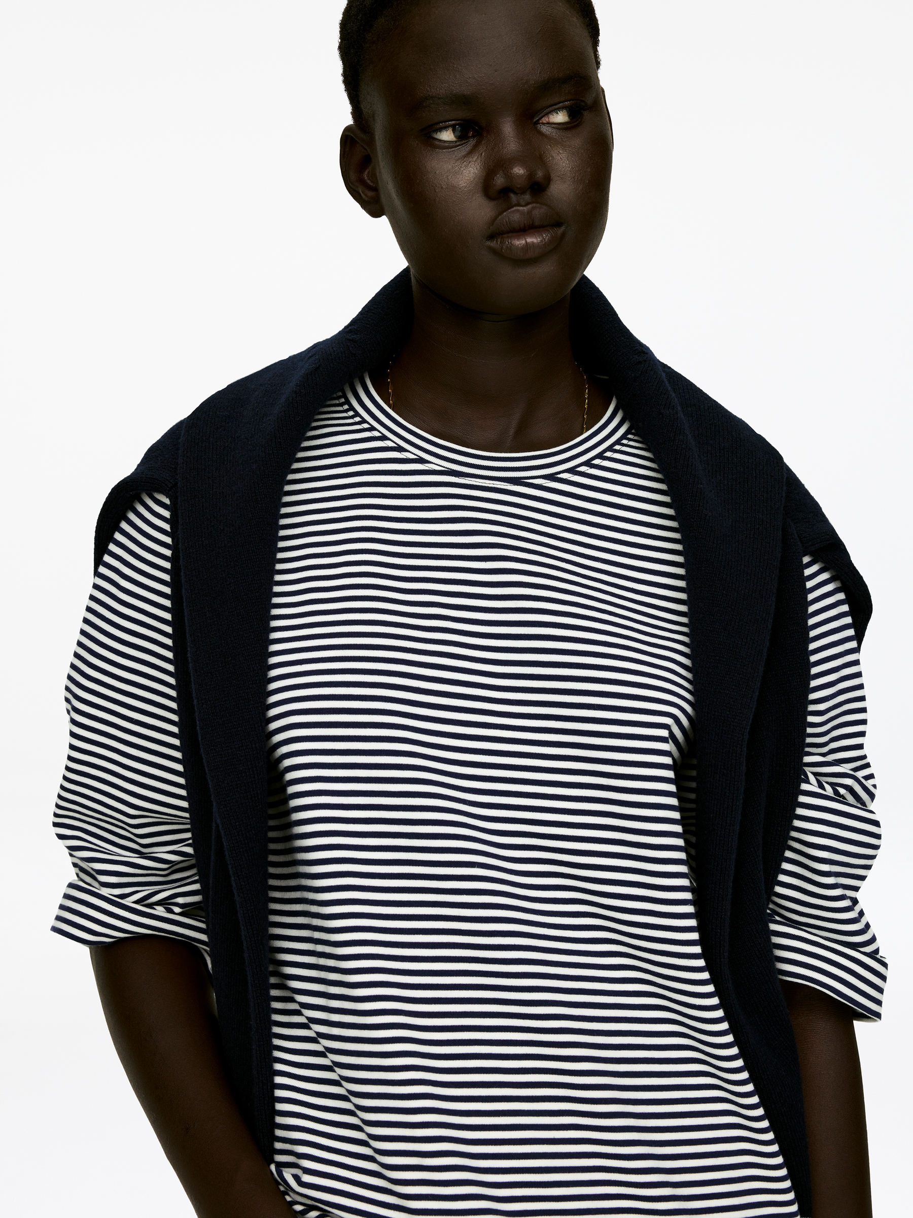 T-shirt en tissu lourd EIRA - Bleu foncé/Blanc - Regular fit - Femme - StillMedia/Lookbook - 8