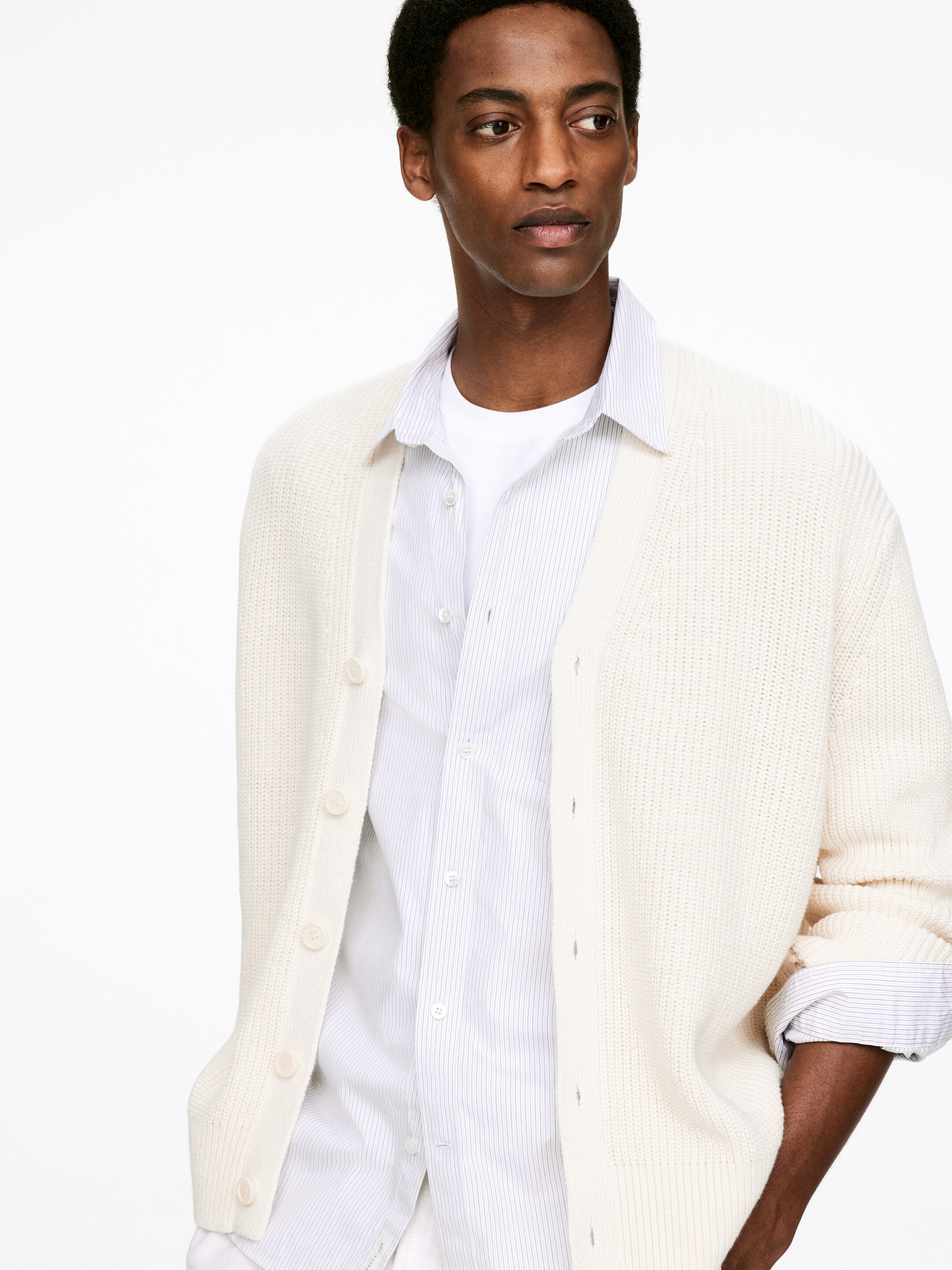 Visualizza immagine più grande: Cardigan in misto lino - Bianco sporco - UOMO | H&M IT 3