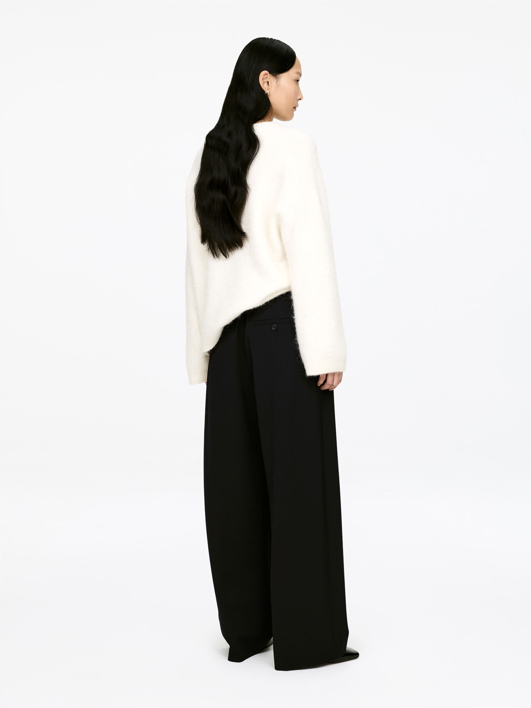 Elastic-Waist Twill Trousers - Black - Relaxed fit - Women - StillMedia/Lookbook - 5