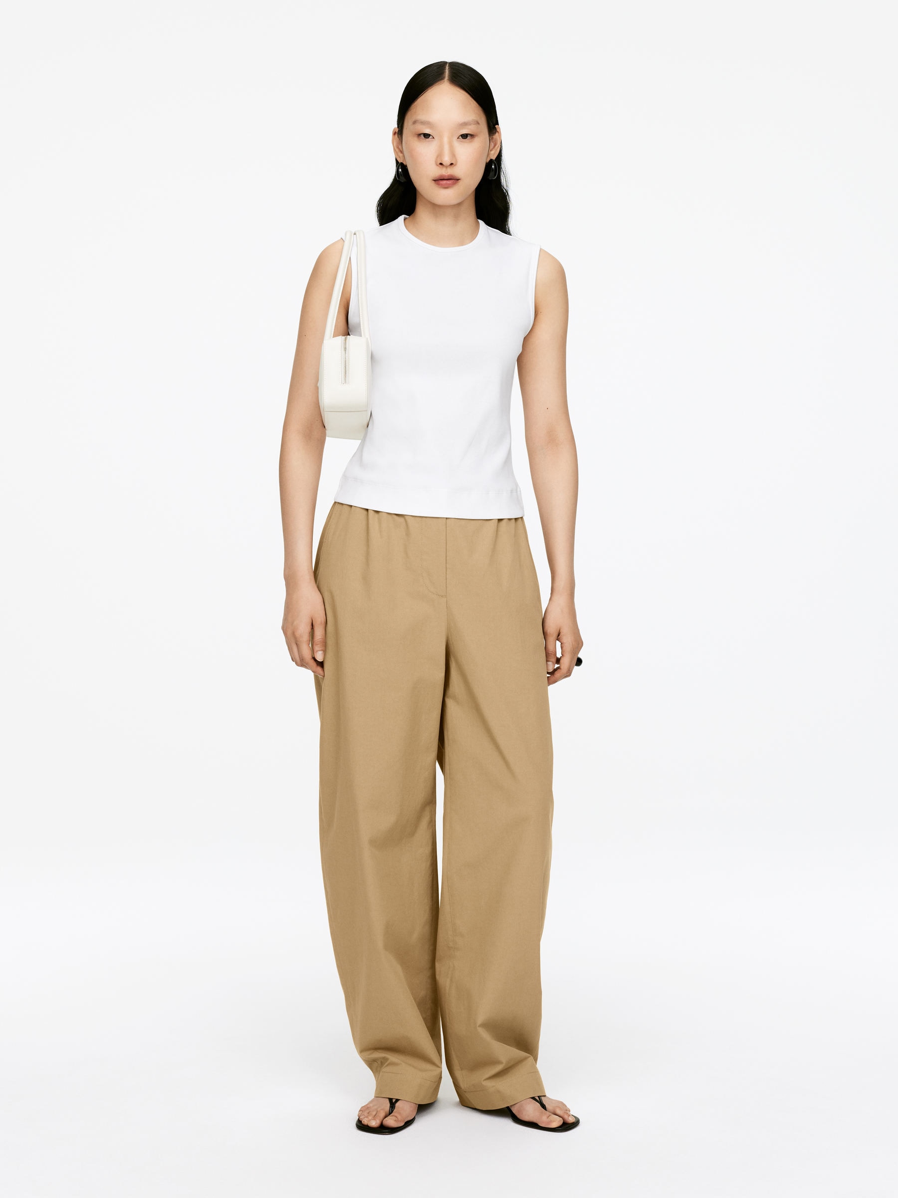 Chinos med lös passform - Beige - Relaxed fit - Women - StillMedia/Lookbook - 5