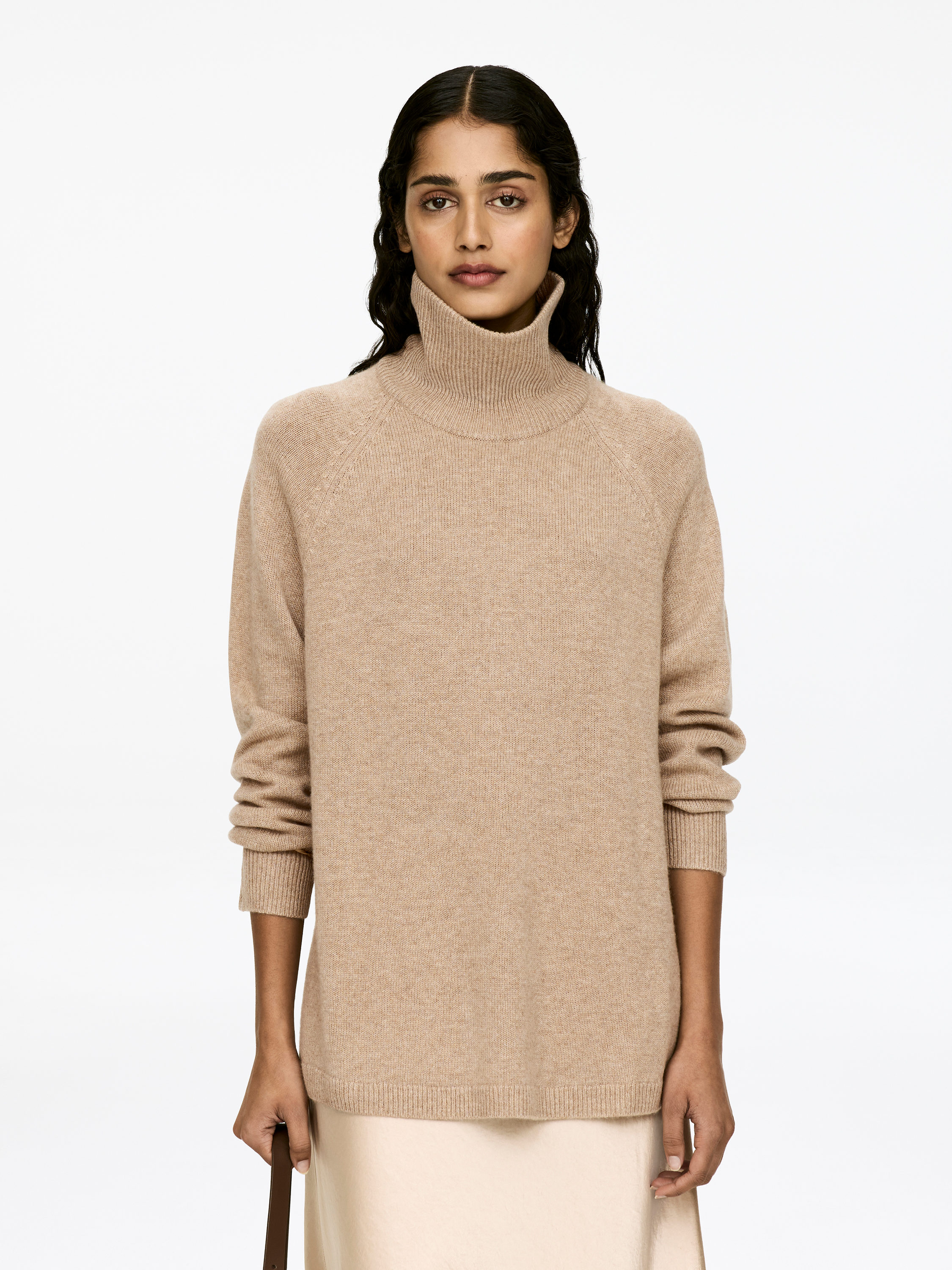 Roll-Neck Cashmere-Wool Jumper - Beige - Relaxed fit - Women - StillMedia/Lookbook - 15