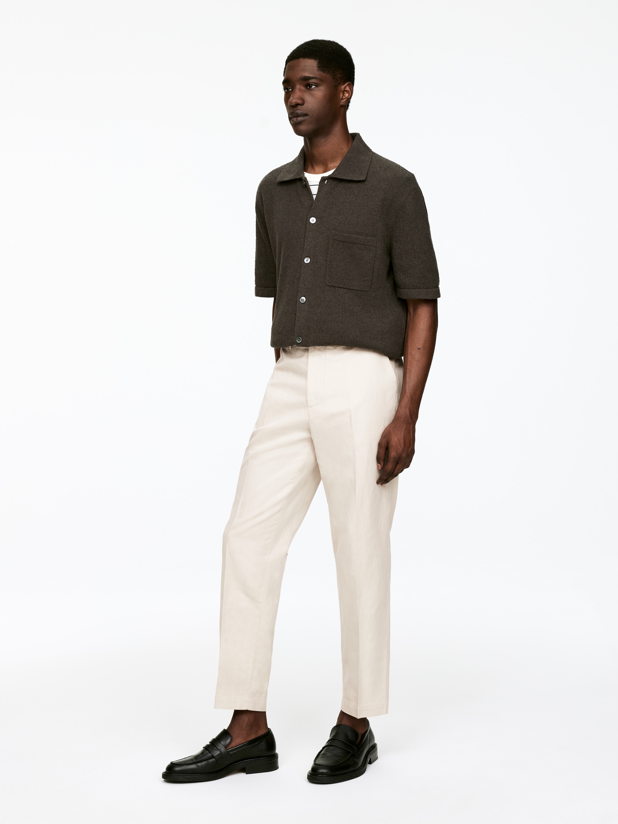 View larger image: Regular Cropped Cotton-Linen Trousers - Off-White - Men | H&M GB 3
