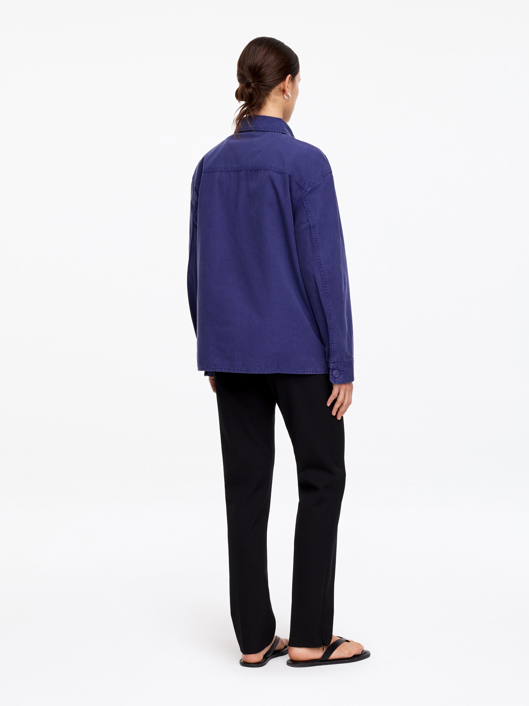 Knot-Button Overshirt - Blue - Regular fit - Women - StillMedia/Lookbook - 4