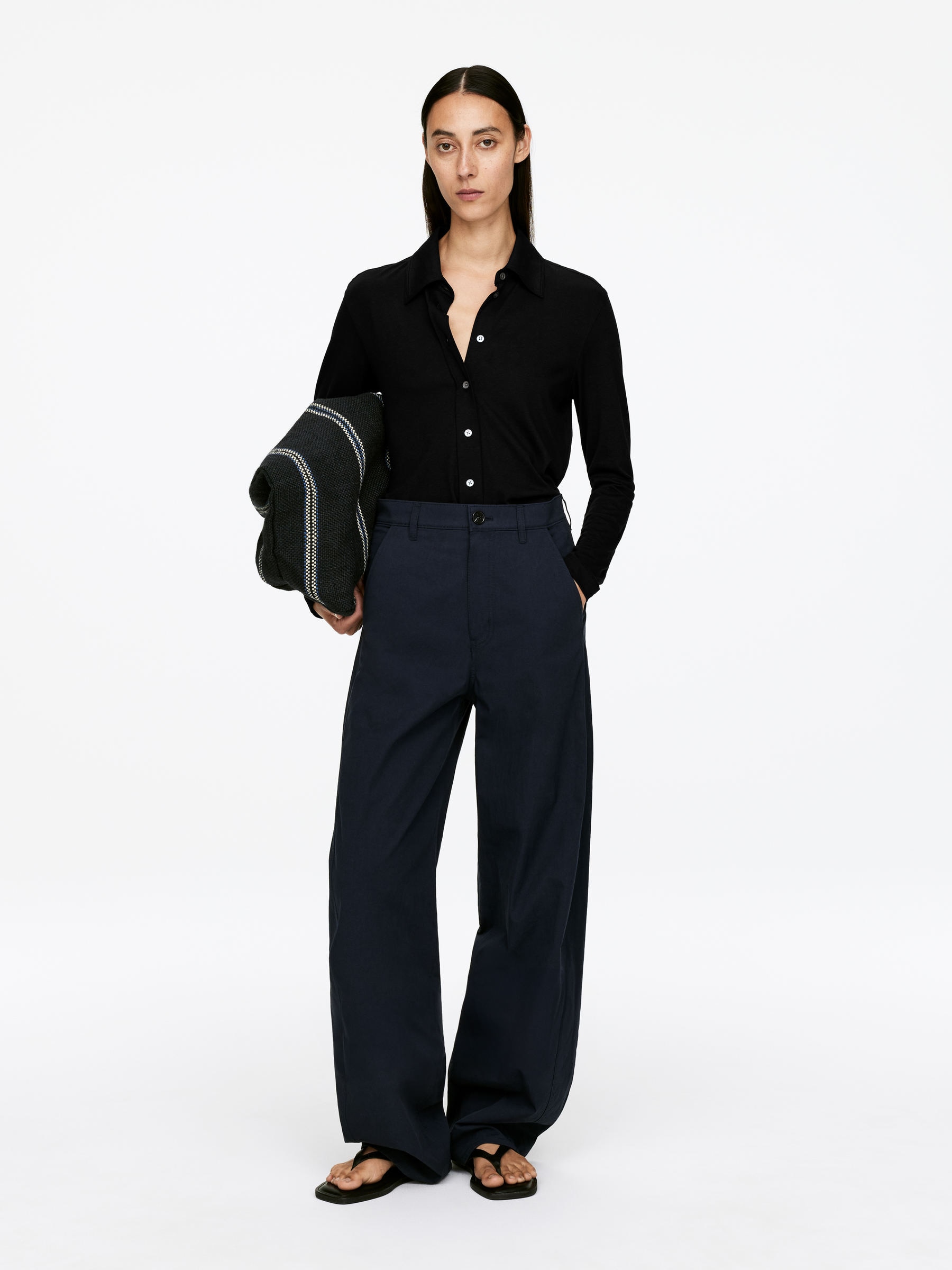 Barrel-Leg Trousers - Dark Blue - Loose fit - Women - StillMedia/Lookbook - 3
