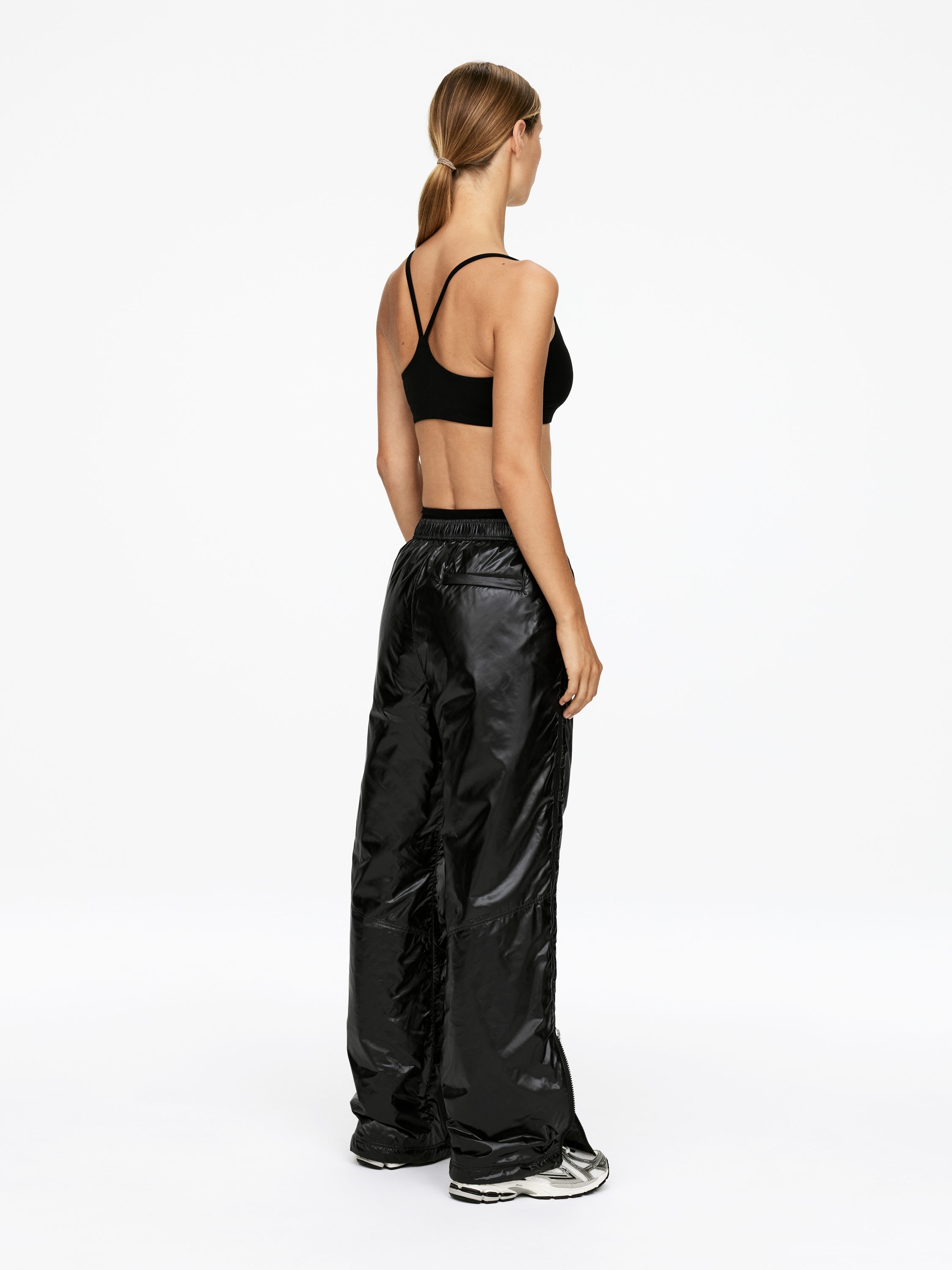 Soft Stretch Bra - Black - Slim fit - Women - StillMedia/Lookbook - 5