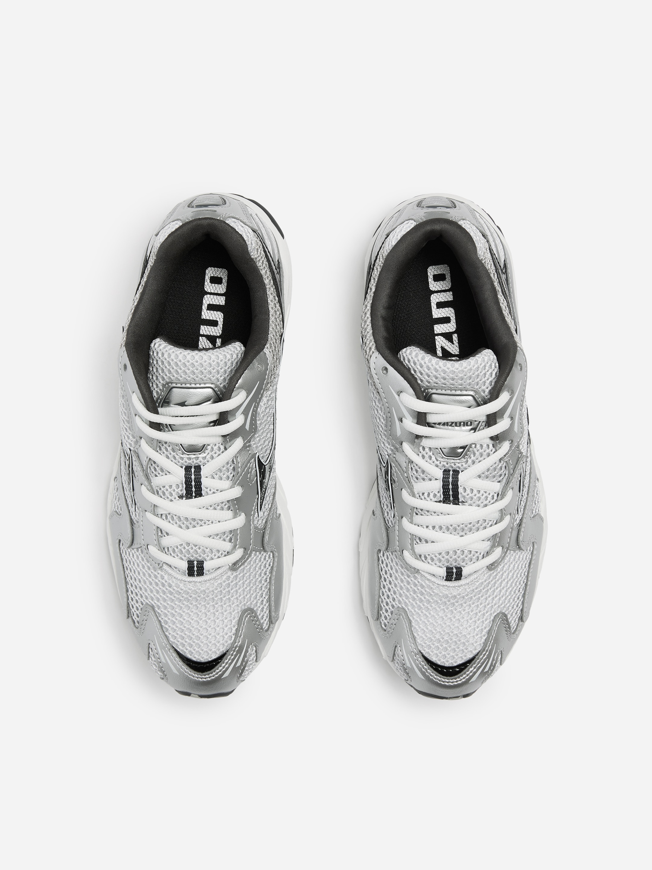 Mizuno Wave Rider 10 trainers - Silver - women - StillMedia/DescriptiveStillLife - 1