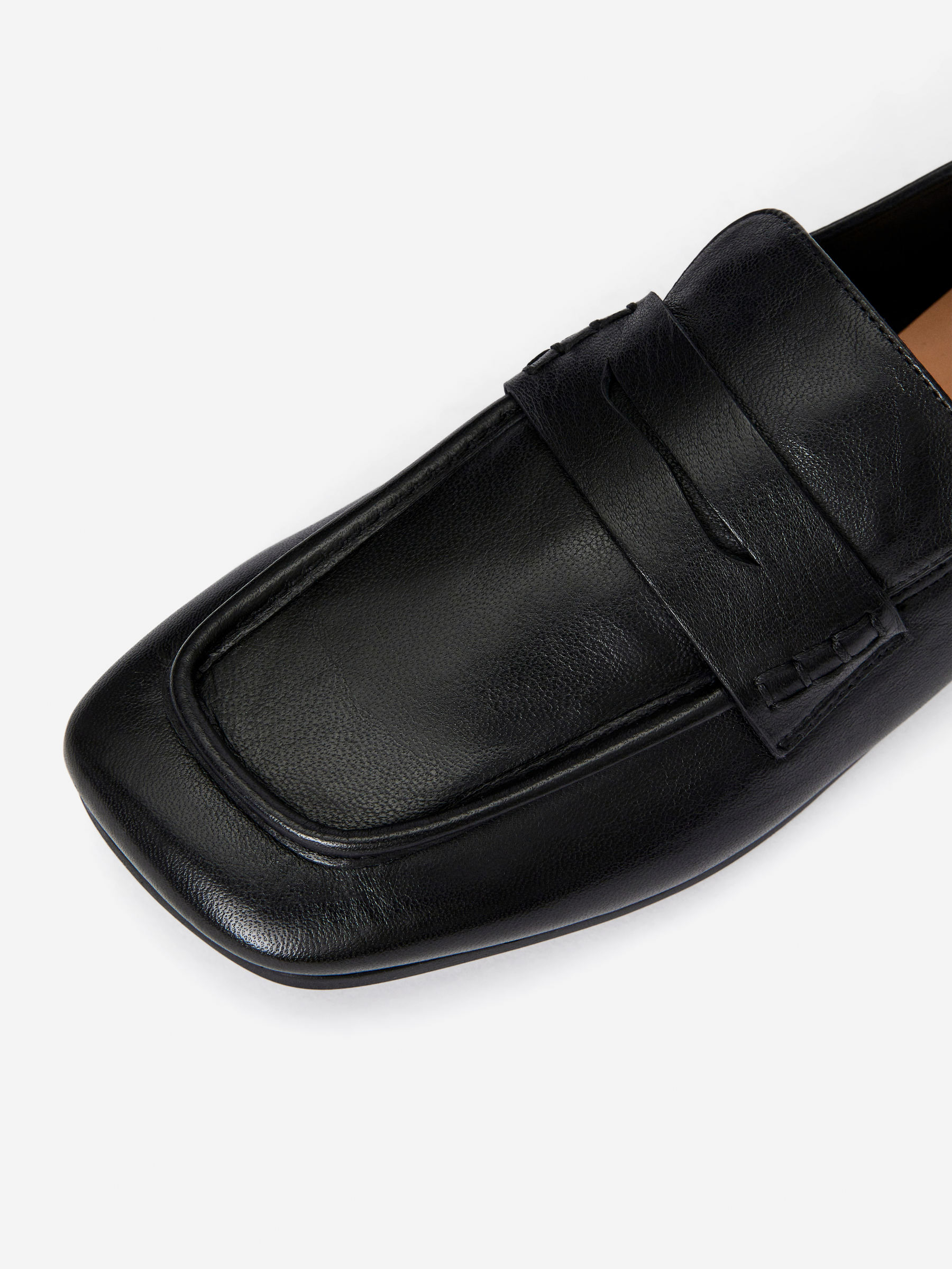 Leather Loafers - Black - Women - StillMedia/DescriptiveDetail - 2