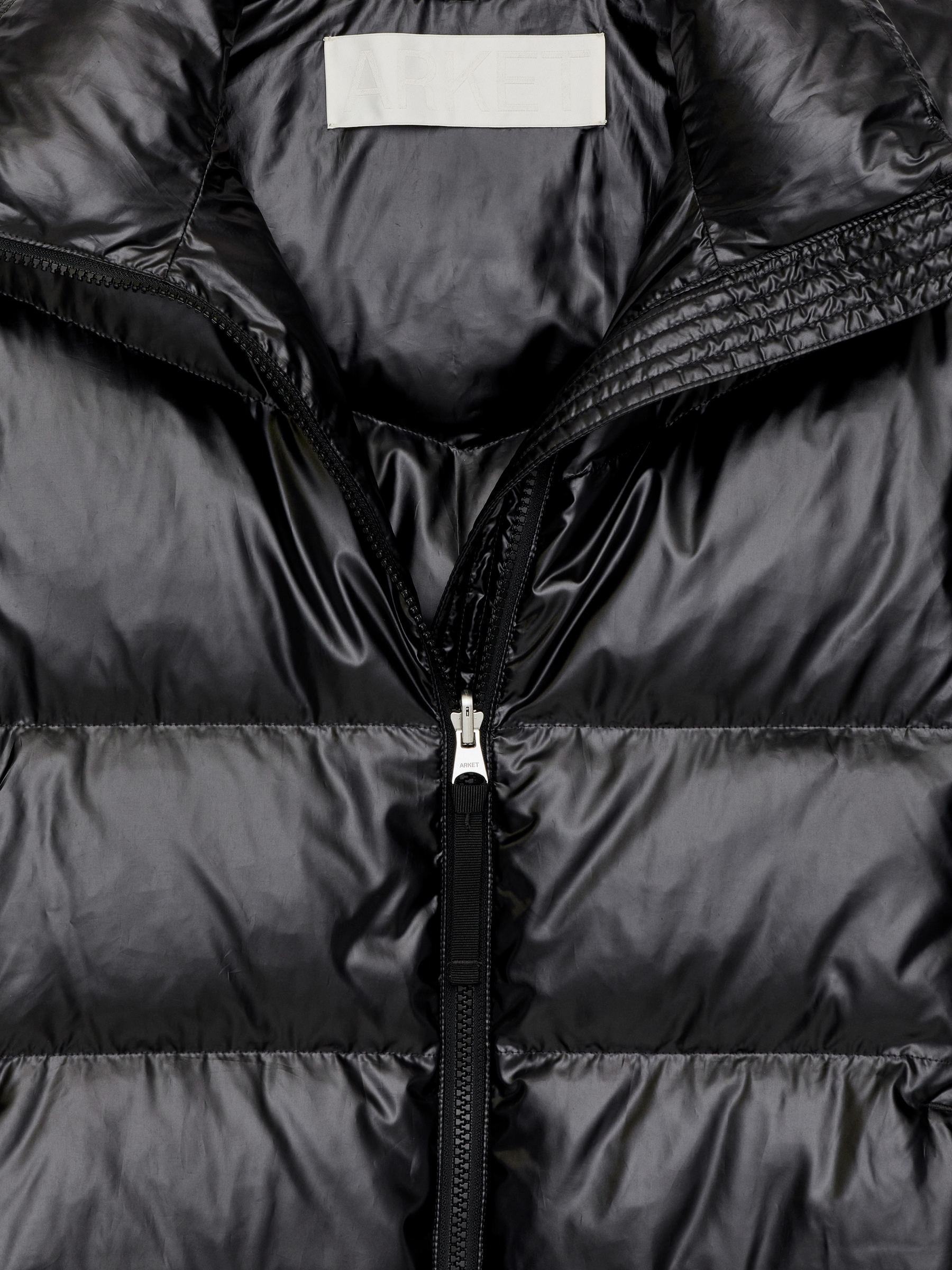 Upcycled Down Long Coat - Black - Slim fit - Women - StillMedia/DescriptiveDetail - 1