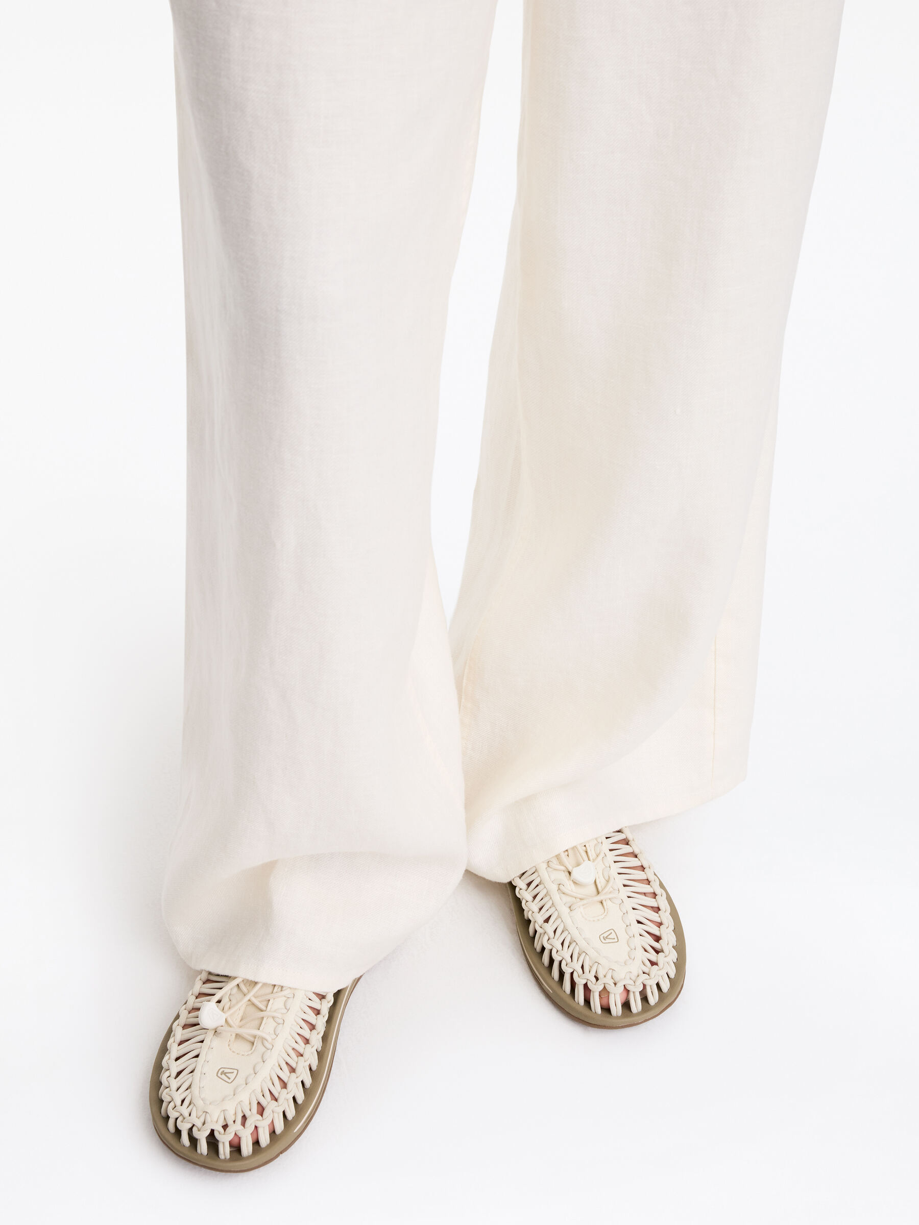 Keen Uneek Sandals - Off-white - Women - StillMedia/Lookbook - 7