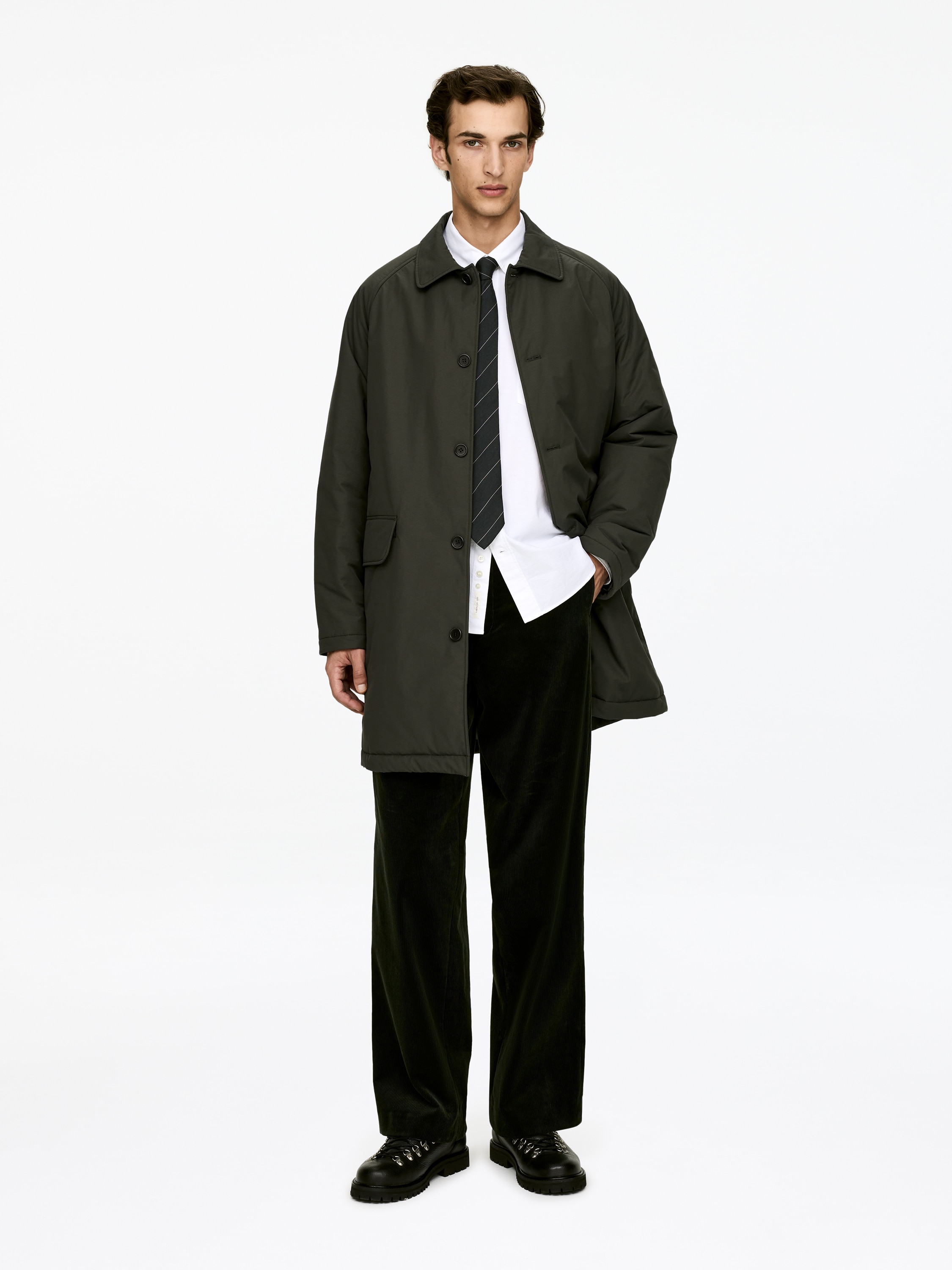 Lehce vatovaný kabát - Tmavě zelená