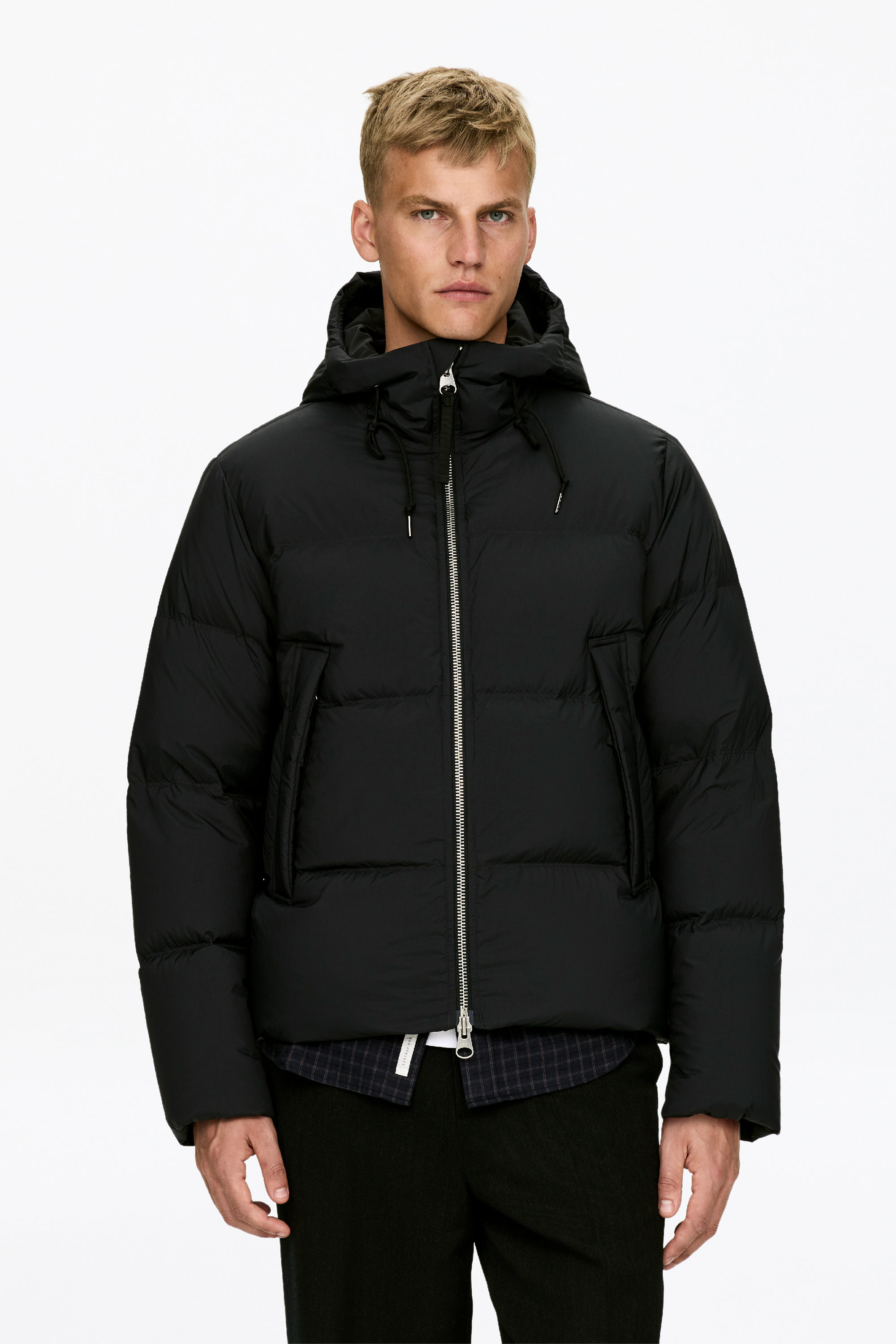 Upcycled Down Puffer Jacket - Black - Regular fit - Men - StillMedia/Lookbook - 24