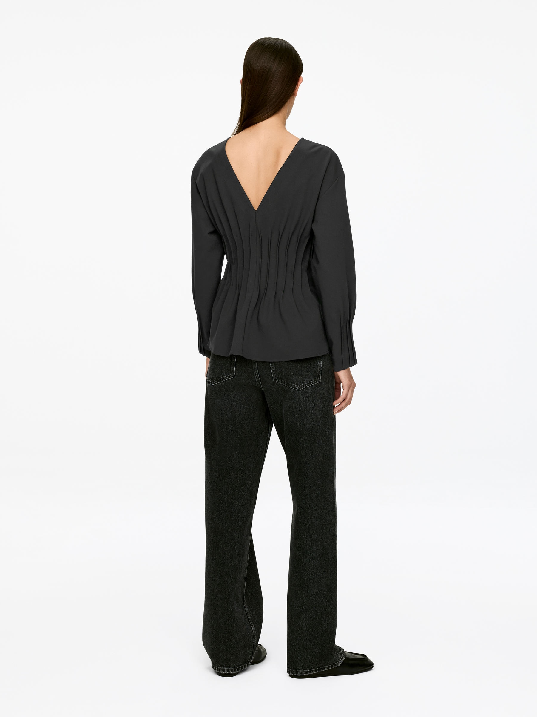 Pleated Top - Black - Slim fit - Women - StillMedia/Lookbook - 6