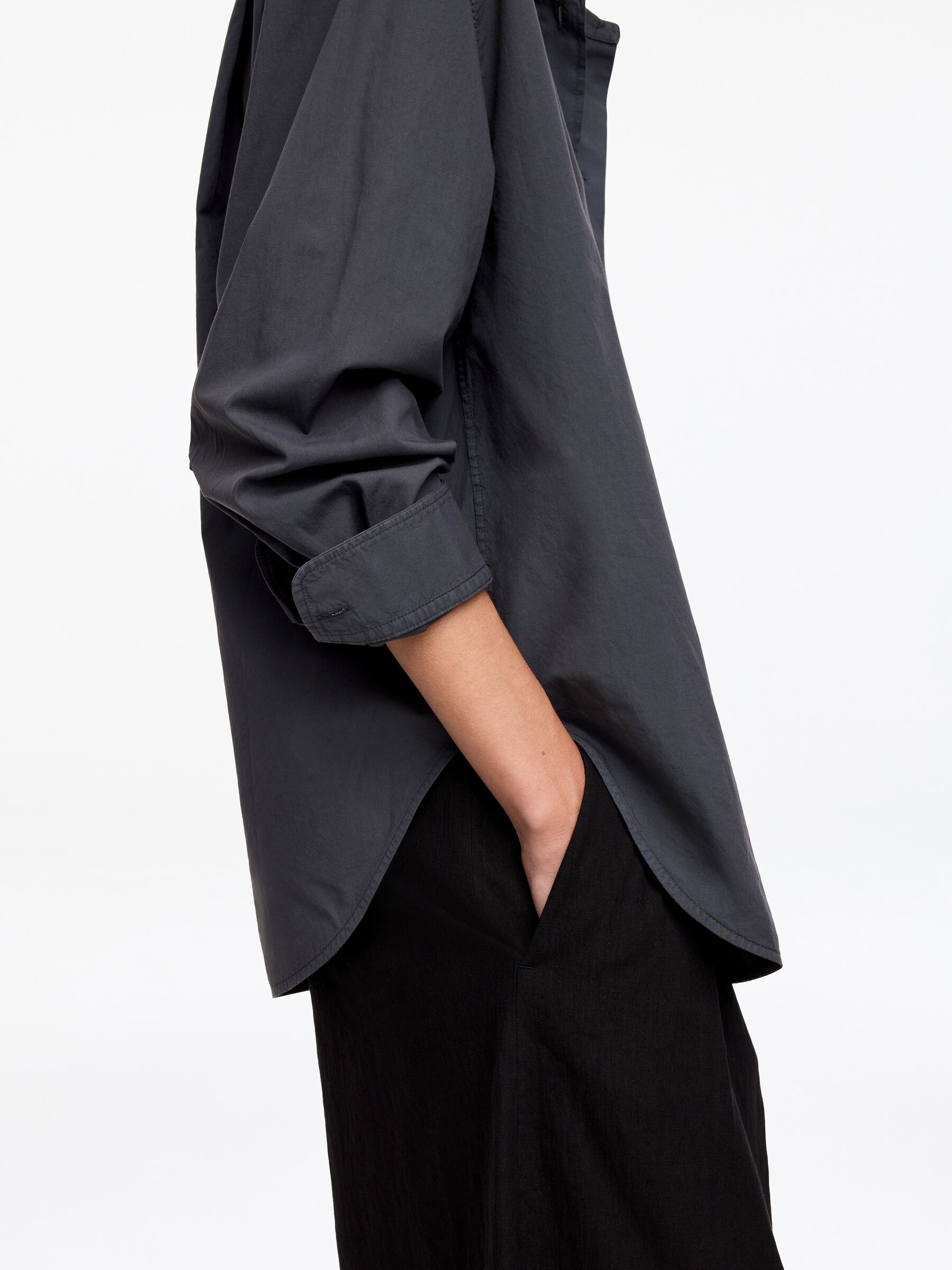 Cotton Poplin Shirt - Off Black - Regular fit - Women - StillMedia/Lookbook - 4