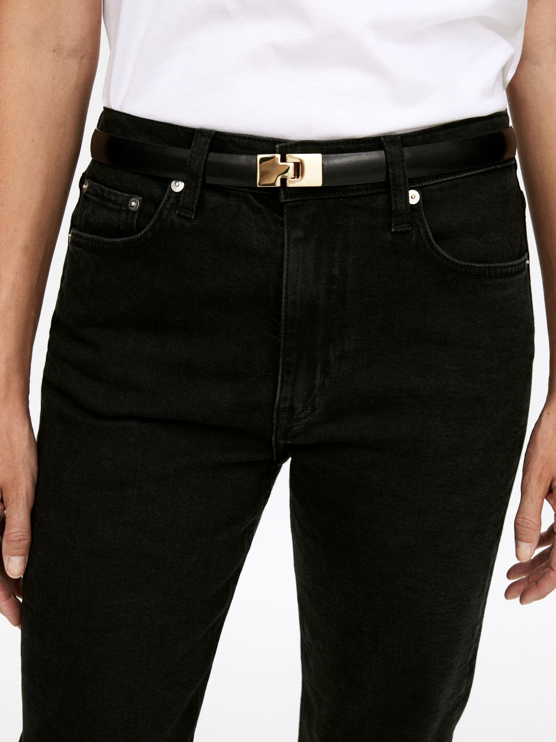 Buckle Leather Belt - Black - Women - StillMedia/Lookbook - 11