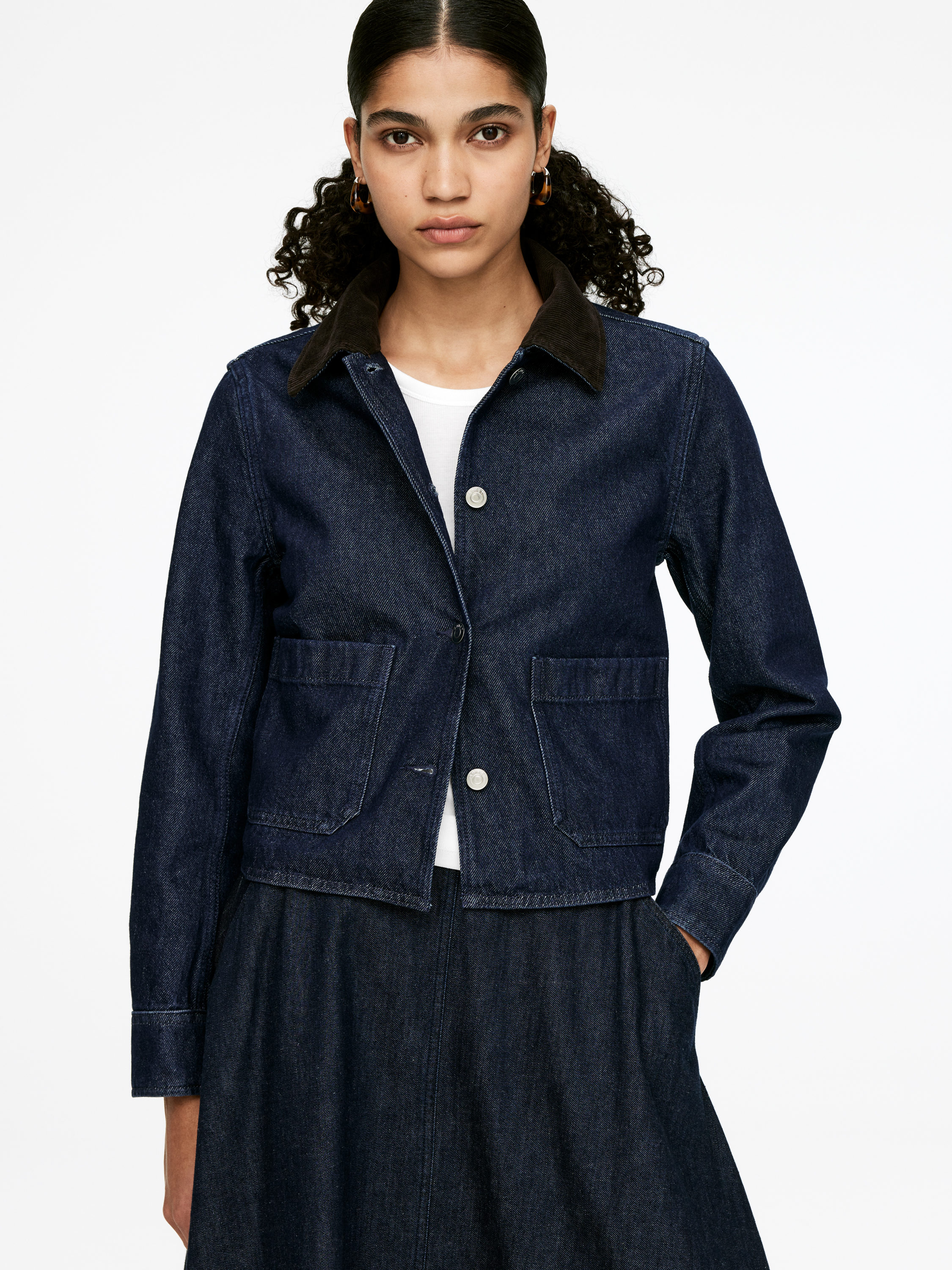 Corduroy-Collar Denim Overshirt - Dark Blue - Regular fit - Women - StillMedia/Lookbook - 4