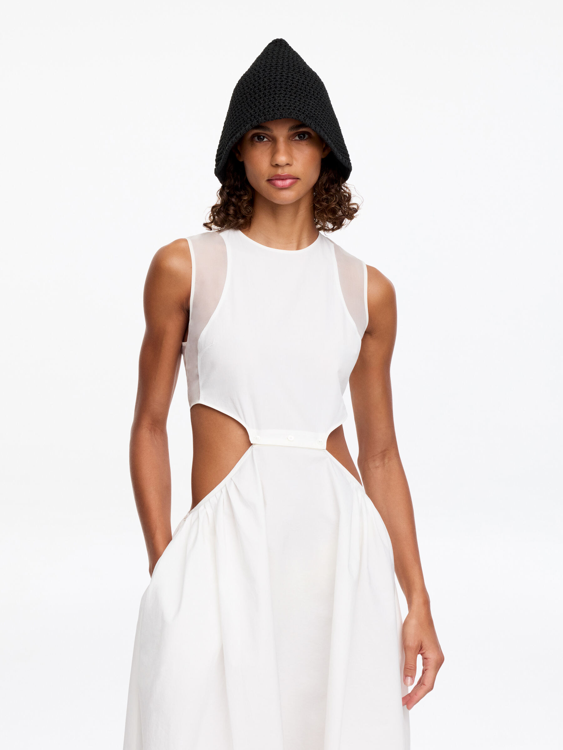 ARKET and Laila Gohar Crochet Hat - Black - Women - StillMedia/Lookbook - 4