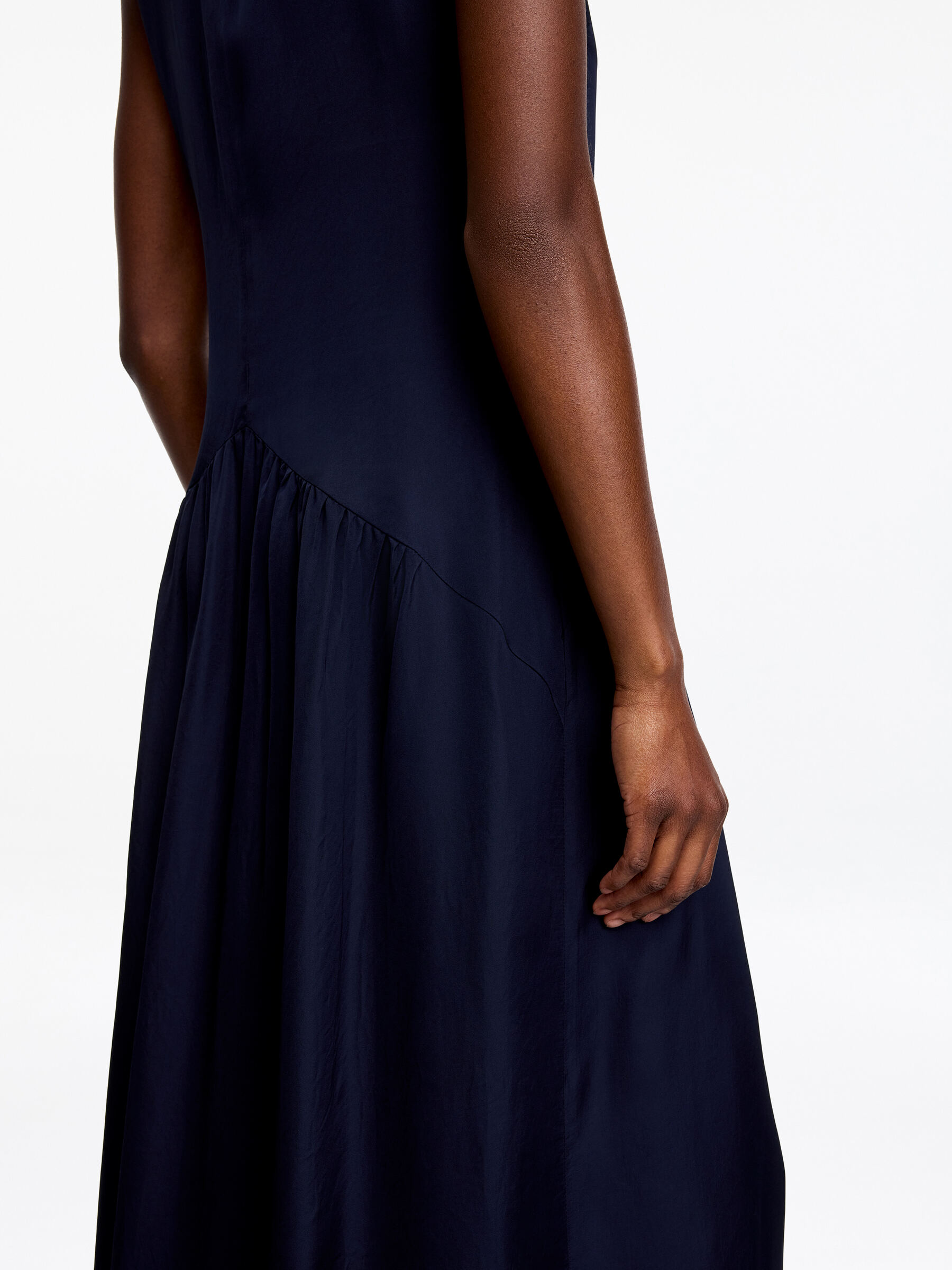 Robe longue avec empiècements en organza - Bleu foncé - Regular fit - Femme - StillMedia/Lookbook - 3
