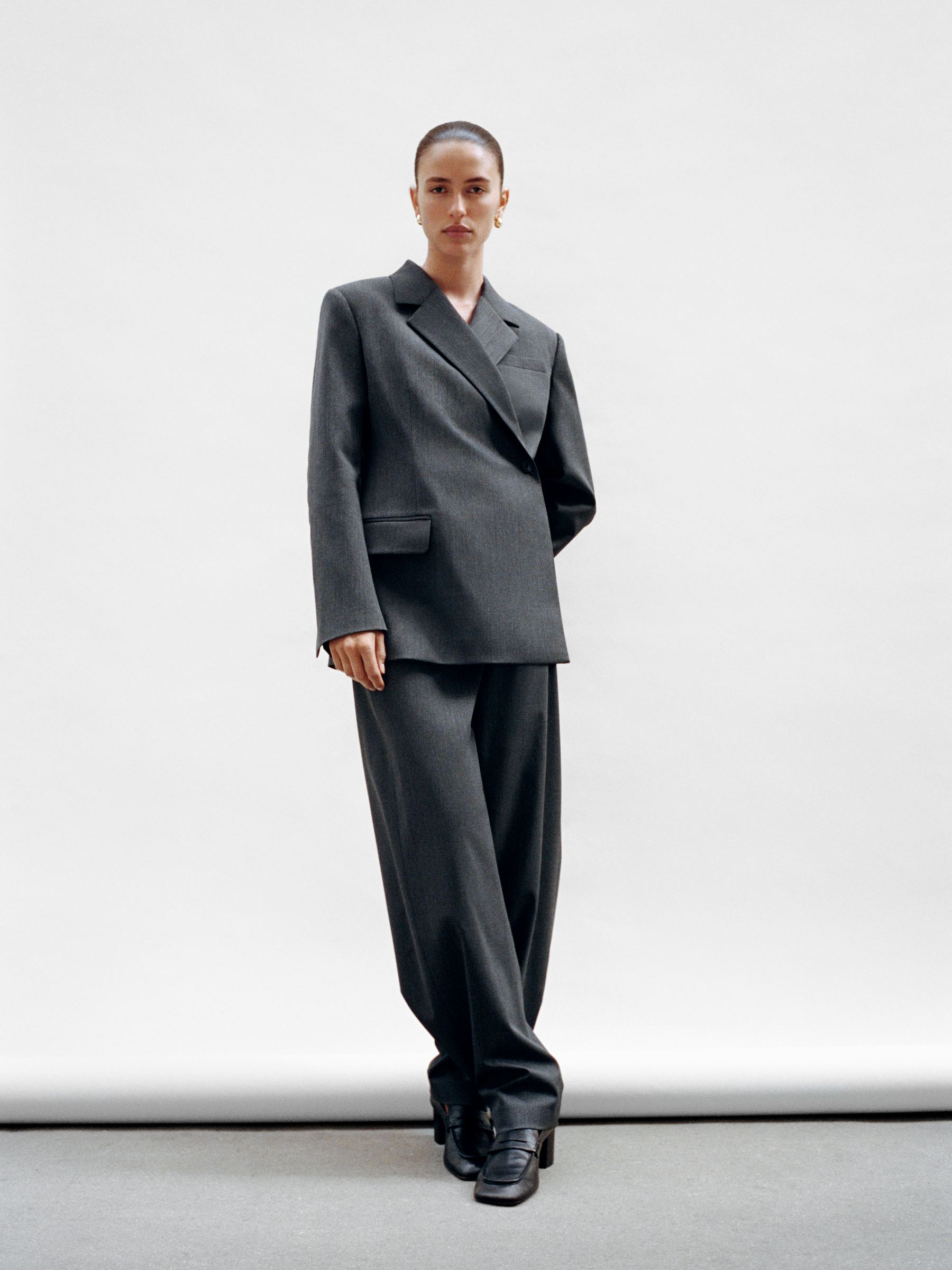 Skräddad byxa i ullblandning - Grå - Regular fit - Women - StillMedia/Environmental - 1