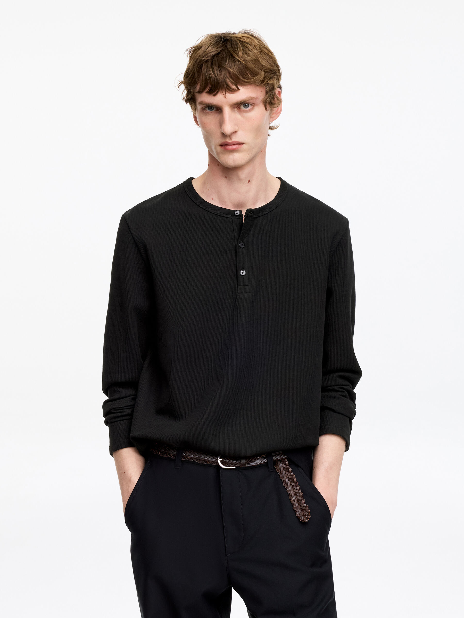 Fitted Henley Shirt - Black - Regular fit - Men - StillMedia/Lookbook - 2