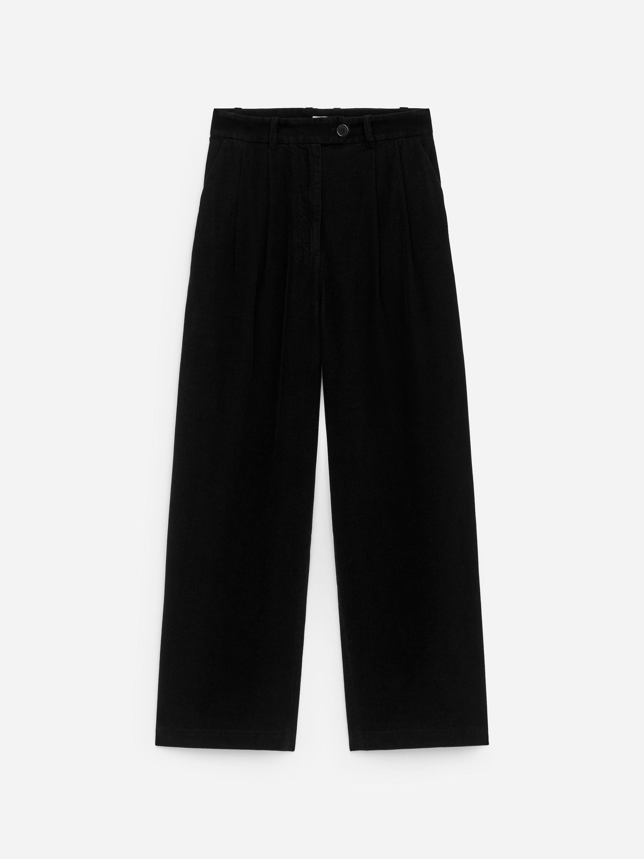 Grotere afbeelding bekijken: Zwarte corduroy broek met hoge taille heeft twee plooien aan elke kant, wijde rechte pijpen, voorzakken aan de zijkant, een knoopsluiting en riemlussen in de taille.