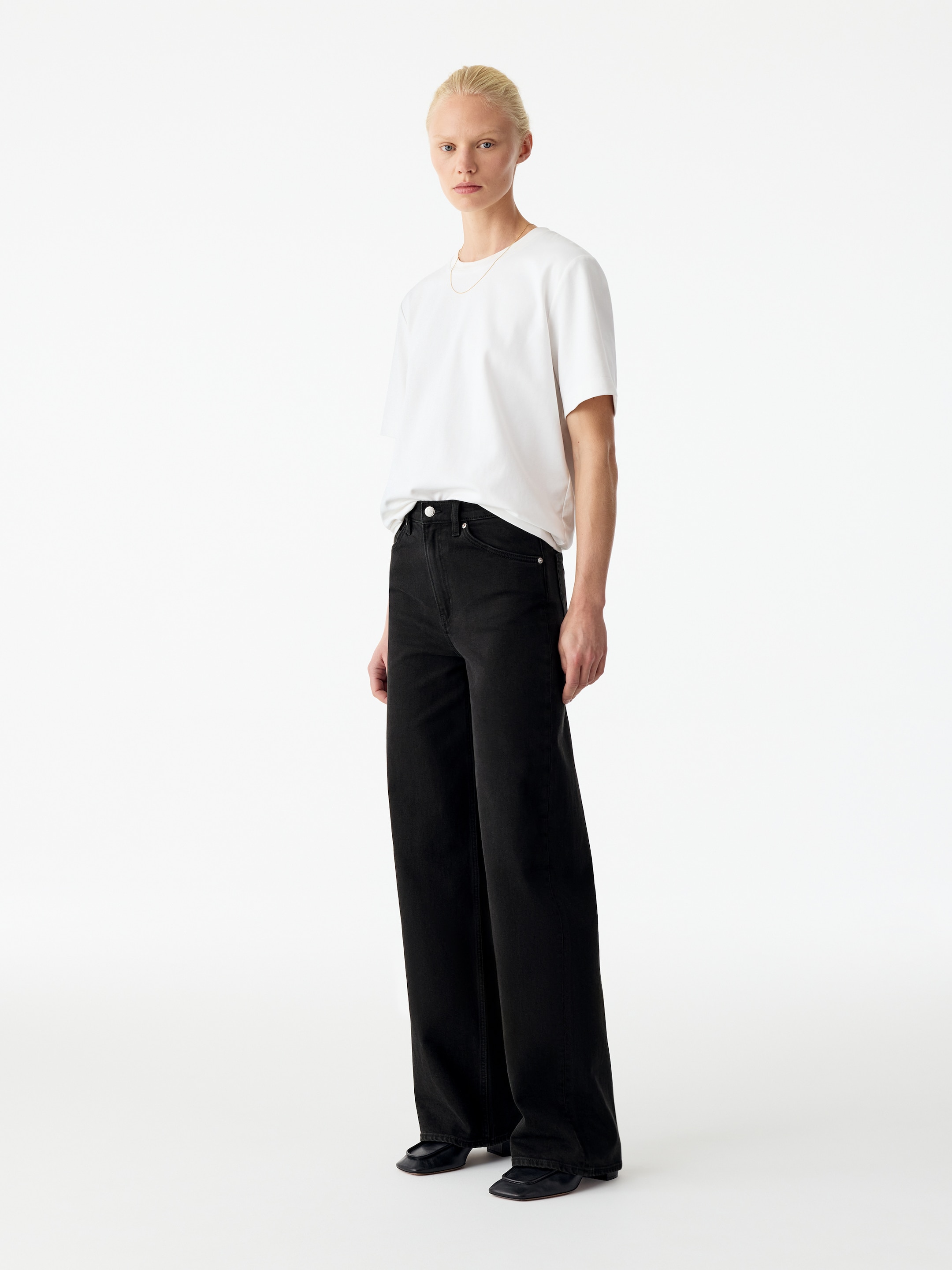 LUPINE Flared Jeans - Schwarz - Regular Fit - women - StillMedia/Lookbook - 7