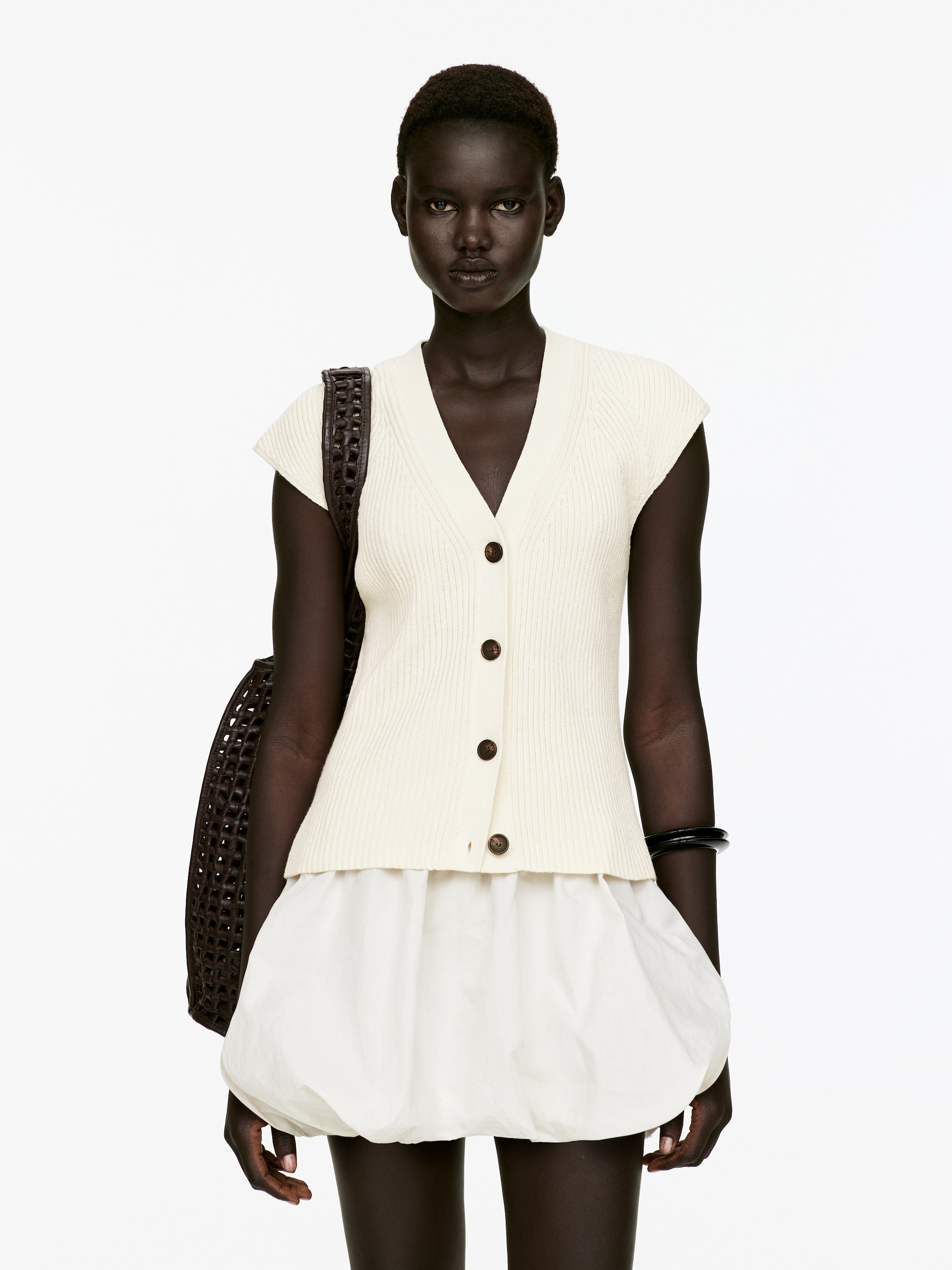 Größeres Bild ansehen: Ärmelloses Strickoberteil - Cremeweiß - Ladies | H&M DE 1