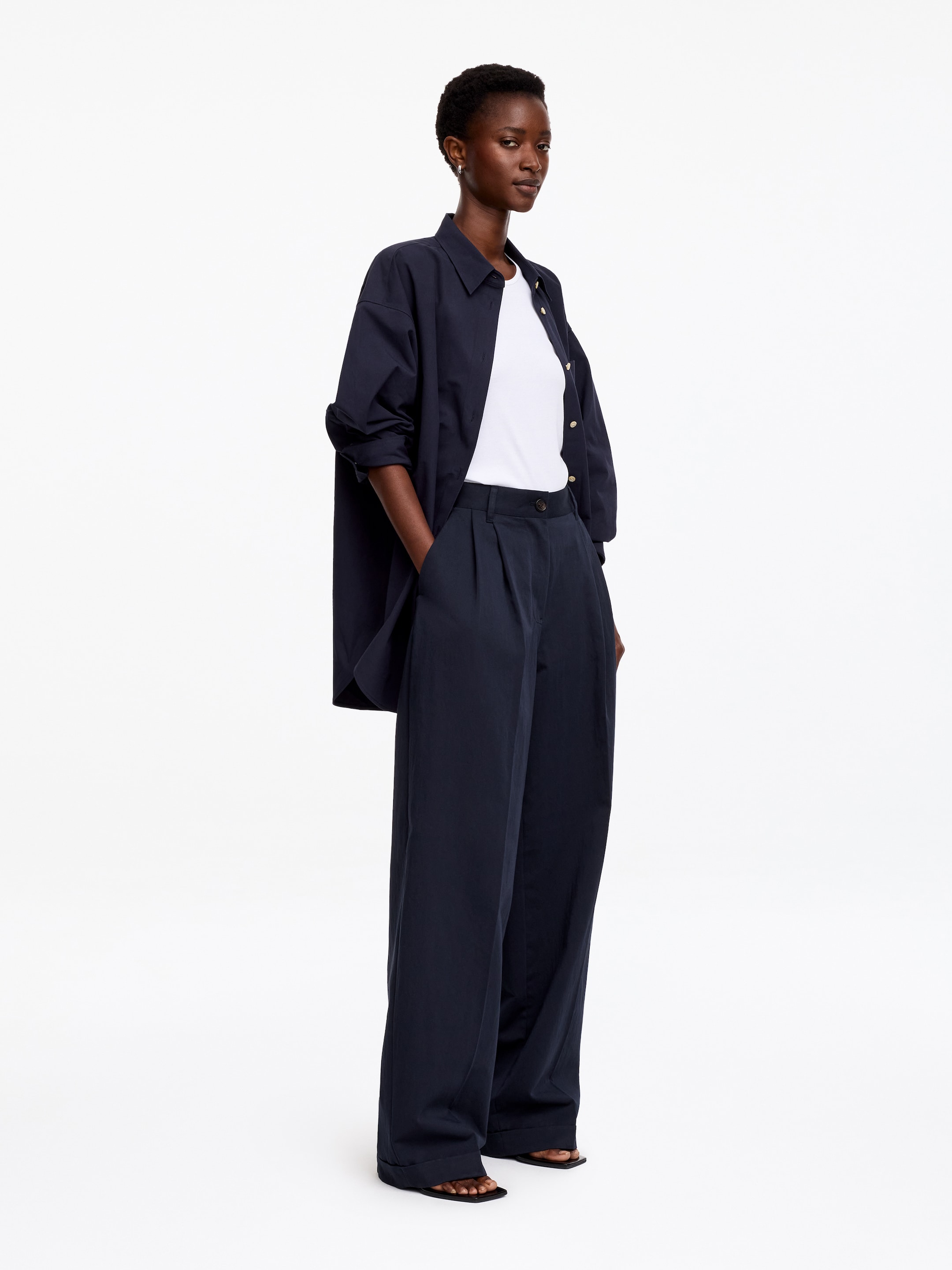 Pantalones chino holgados - Azul oscuro - Corte relajado - women - StillMedia/Lookbook - 4