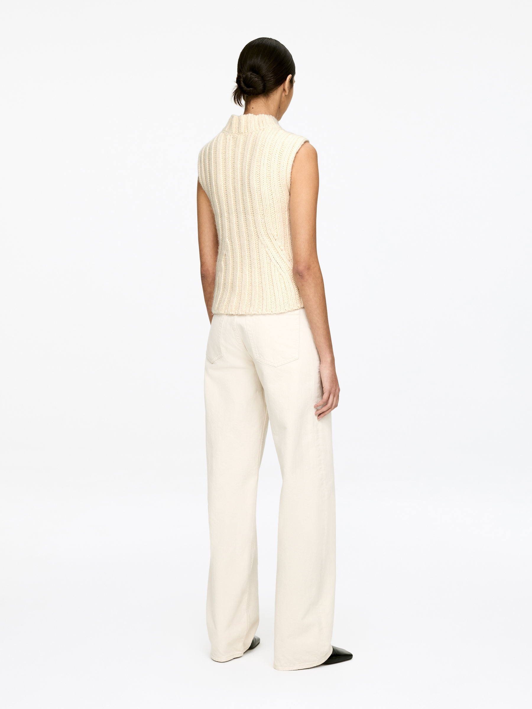 Gilet en maille côtelée - Blanc cassé - Regular fit - Femme - StillMedia/Lookbook - 8