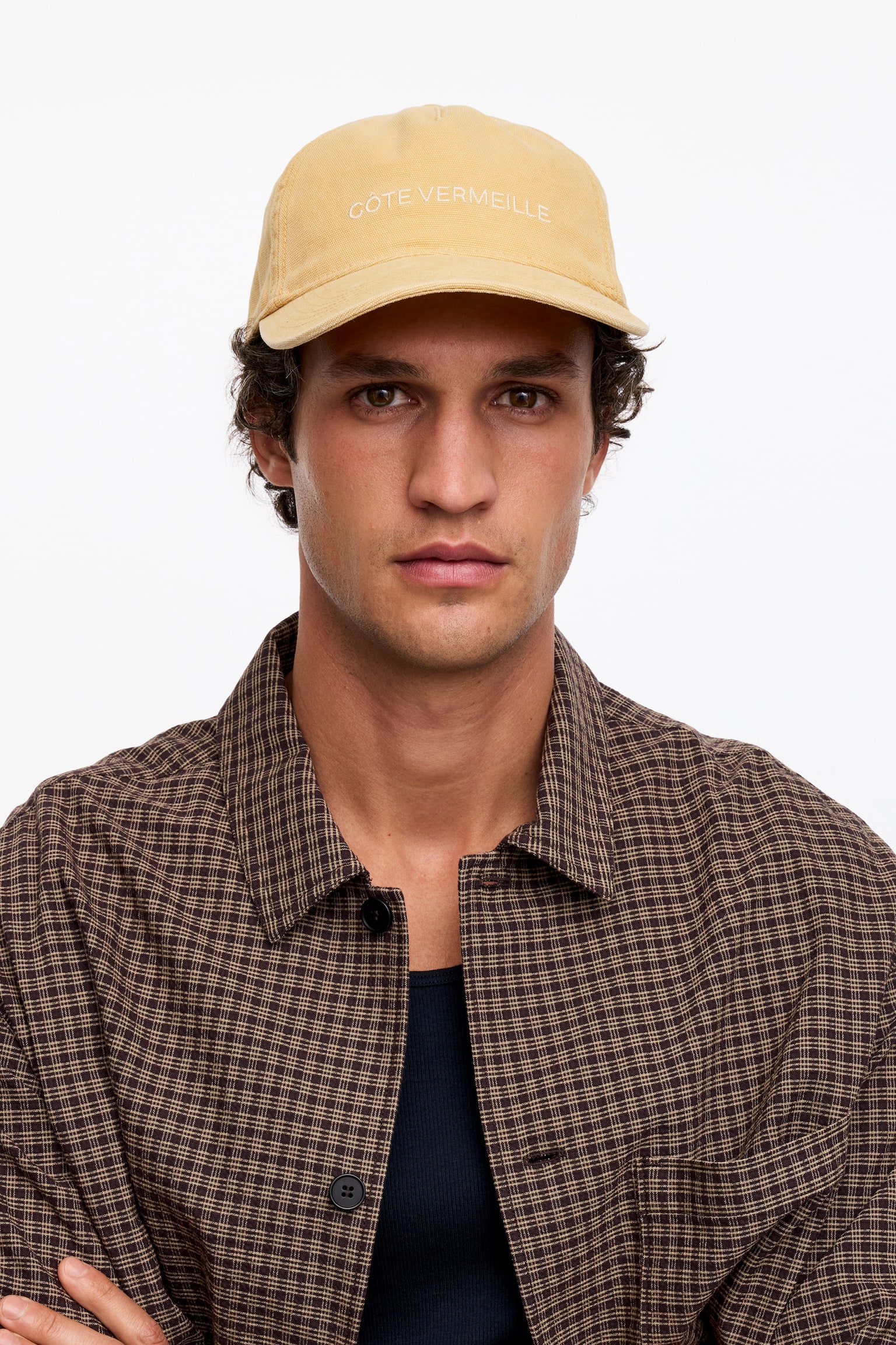 Keps i tvättad bomullscanvas - Saffran/Vinröd - 1