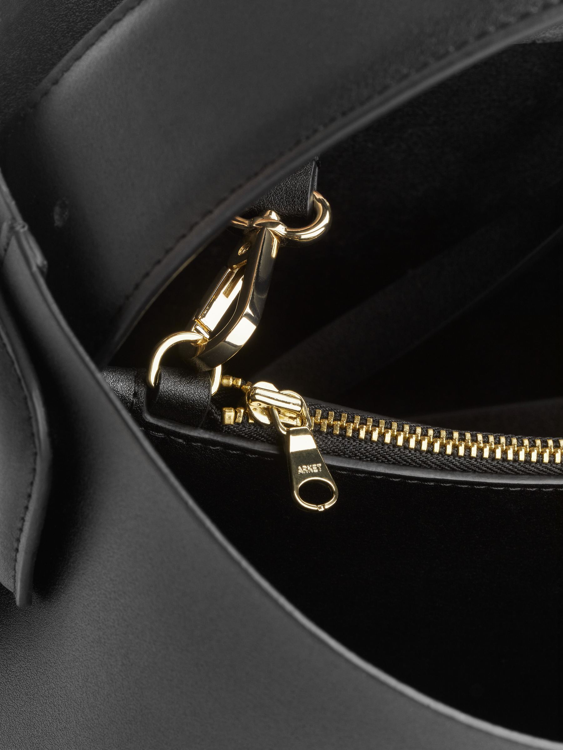 Axelremsväska i skinn - Svart - Women - StillMedia/DescriptiveDetail - 3