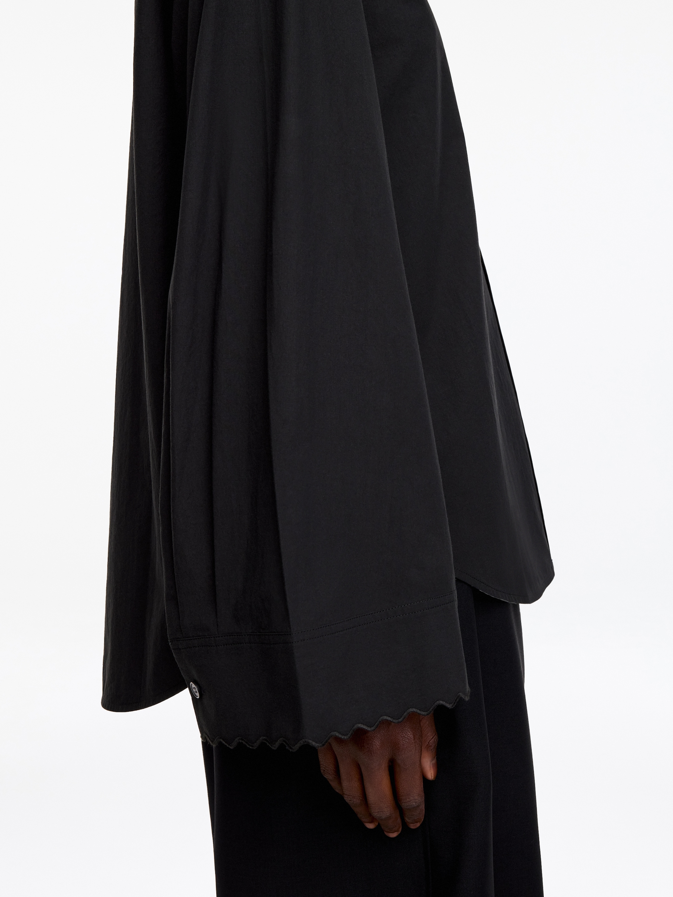 Scallop-Detail Shirt - Black - Regular fit - women - StillMedia/Lookbook - 2