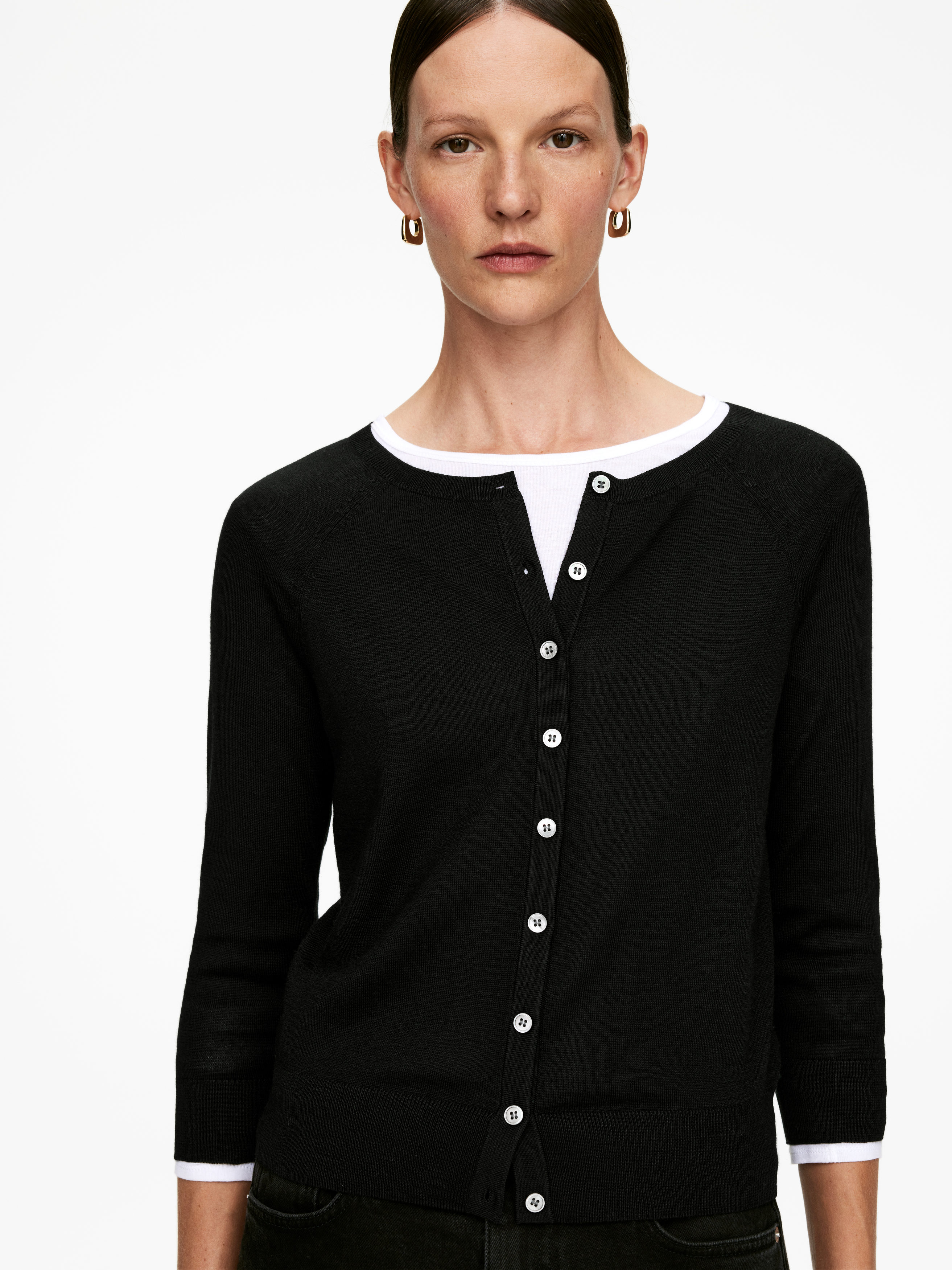 Merino Wool Cardigan - Black - Slim fit - Women - StillMedia/Lookbook - 5