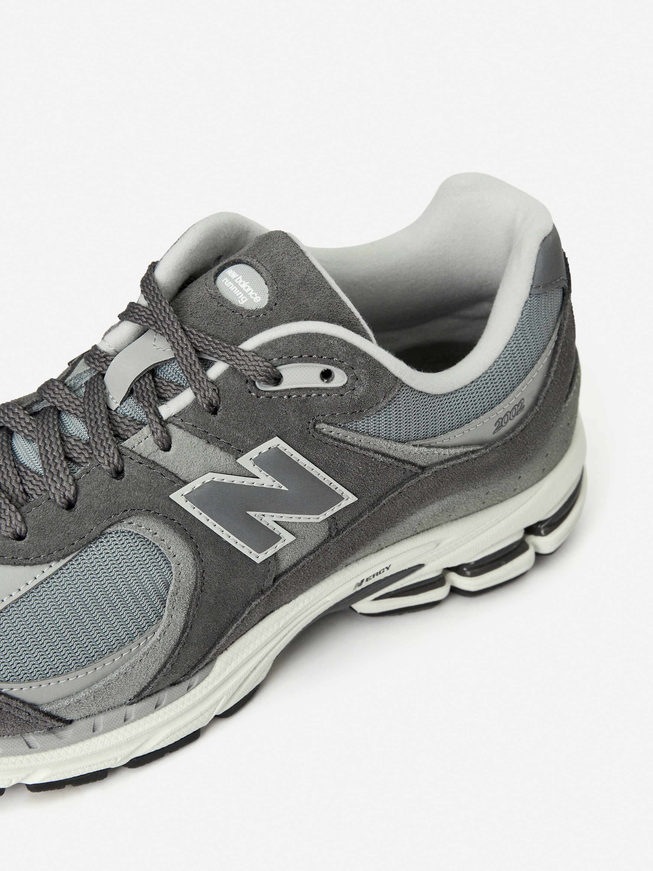 New Balance 2002R Trainers - Grey - Men - StillMedia/DescriptiveDetail - 5