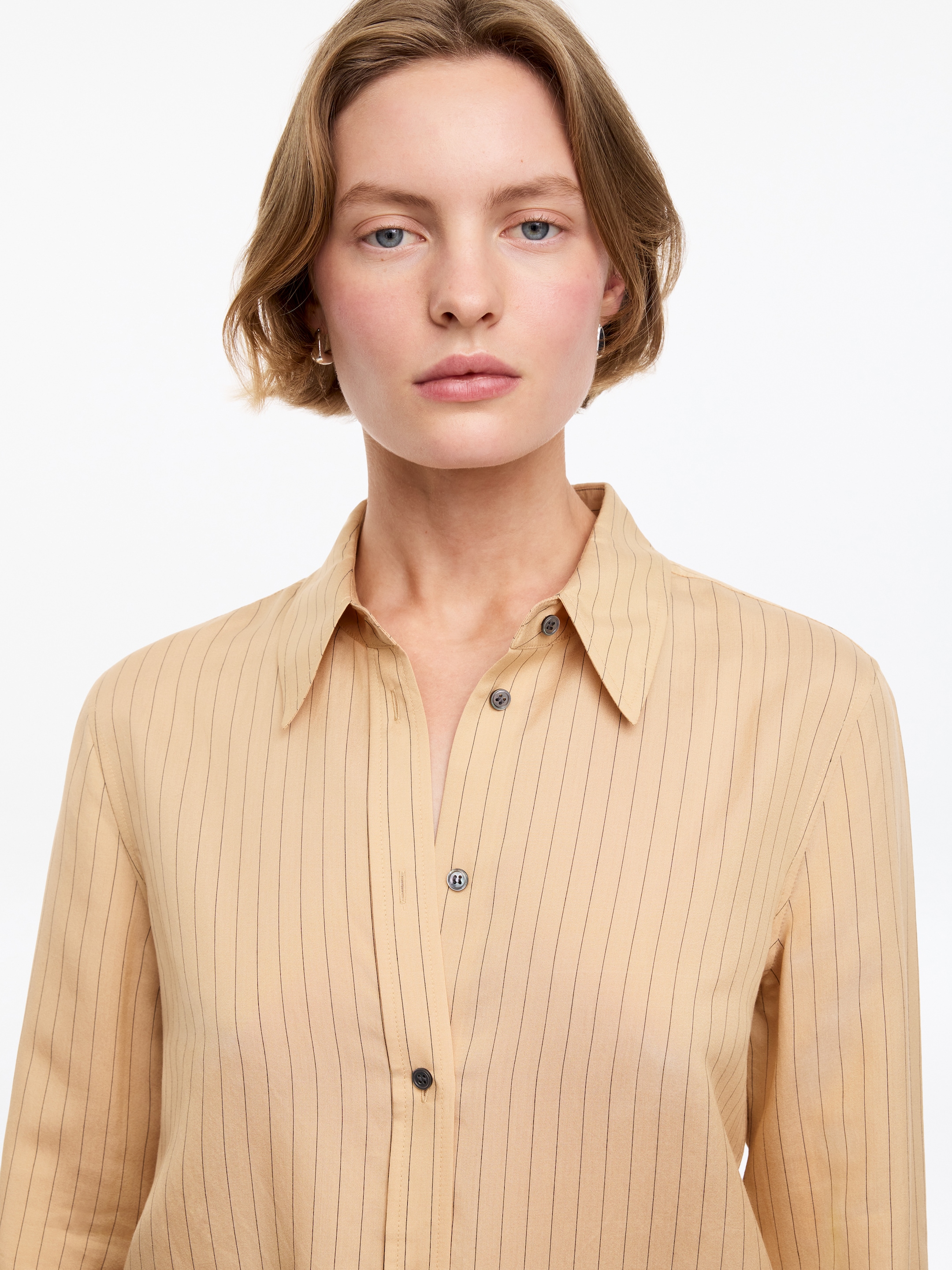 Viscose-Silk Shirt - Dark Beige - Regular fit - women - StillMedia/Lookbook - 2